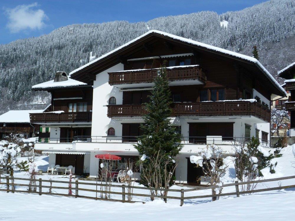Albeina Hus 2-Zimmerwohnung Ferienwohnung in der Schweiz