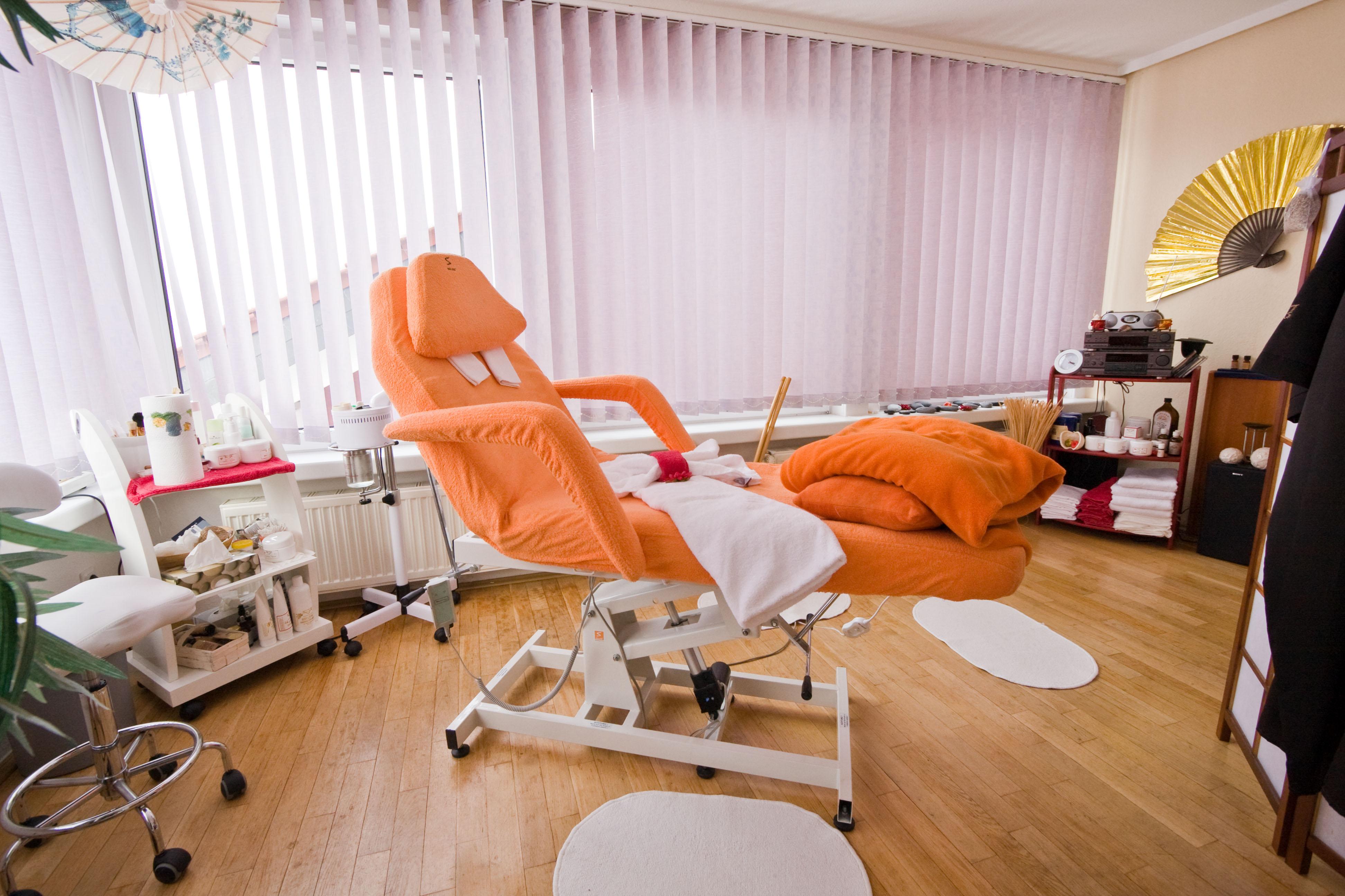 Massage & Beauty