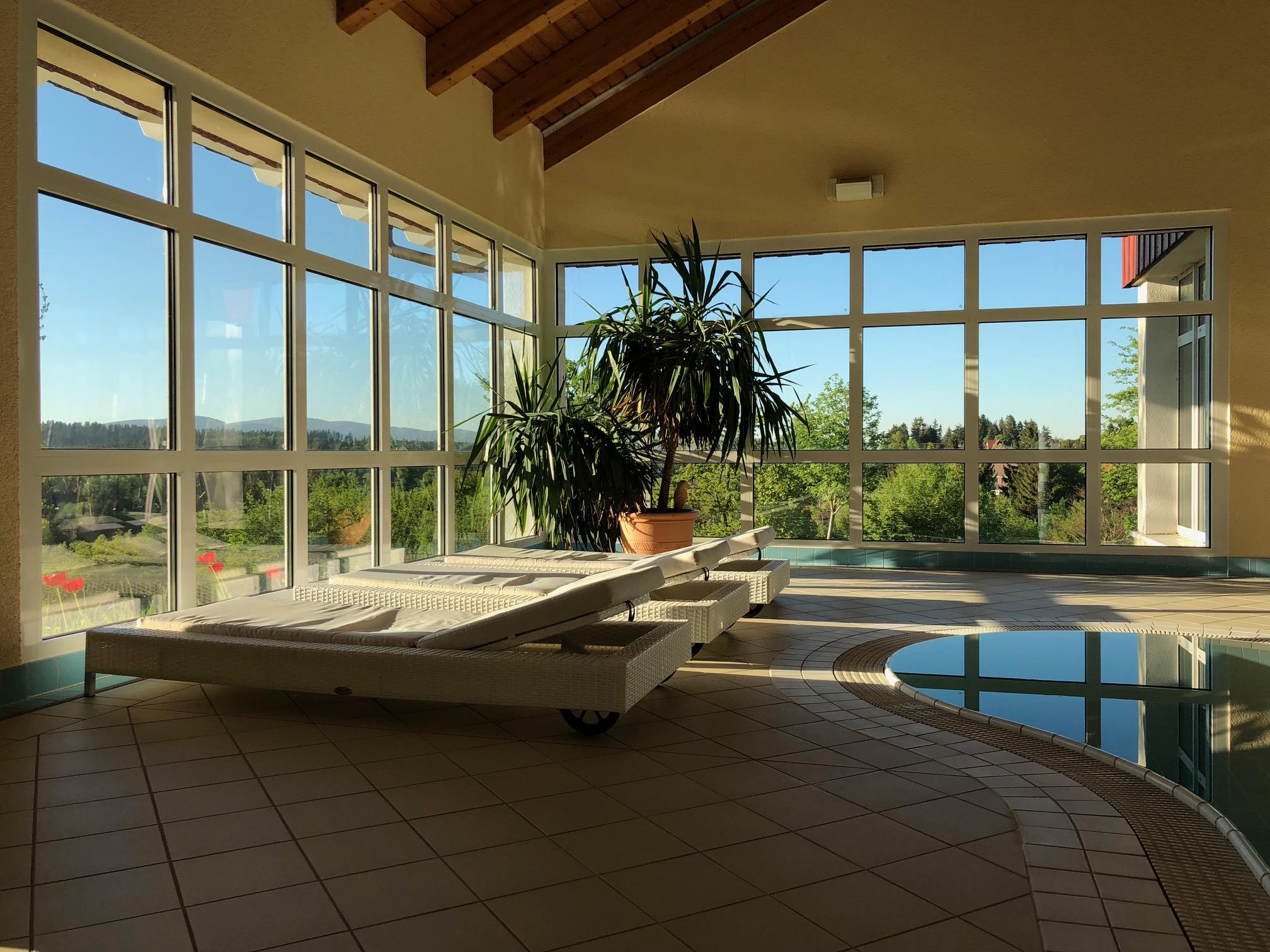 Panorama Hallenbad Liegebereich