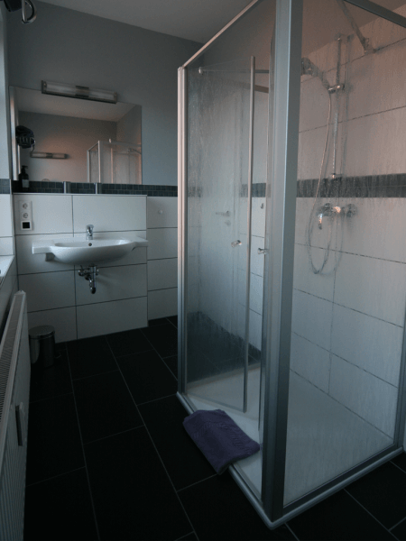 Badezimmer Wohnung 1