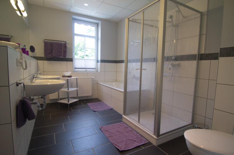 Badezimmer Wohnung 3