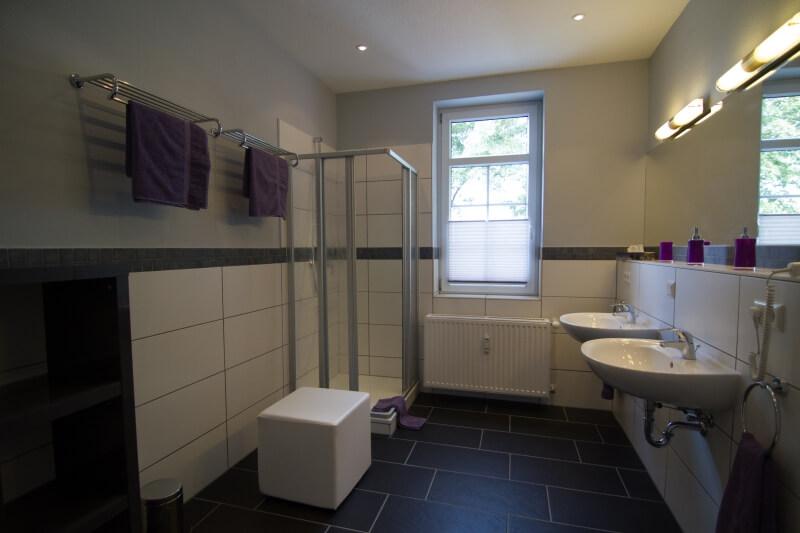 Badezimmer Wohnung 2