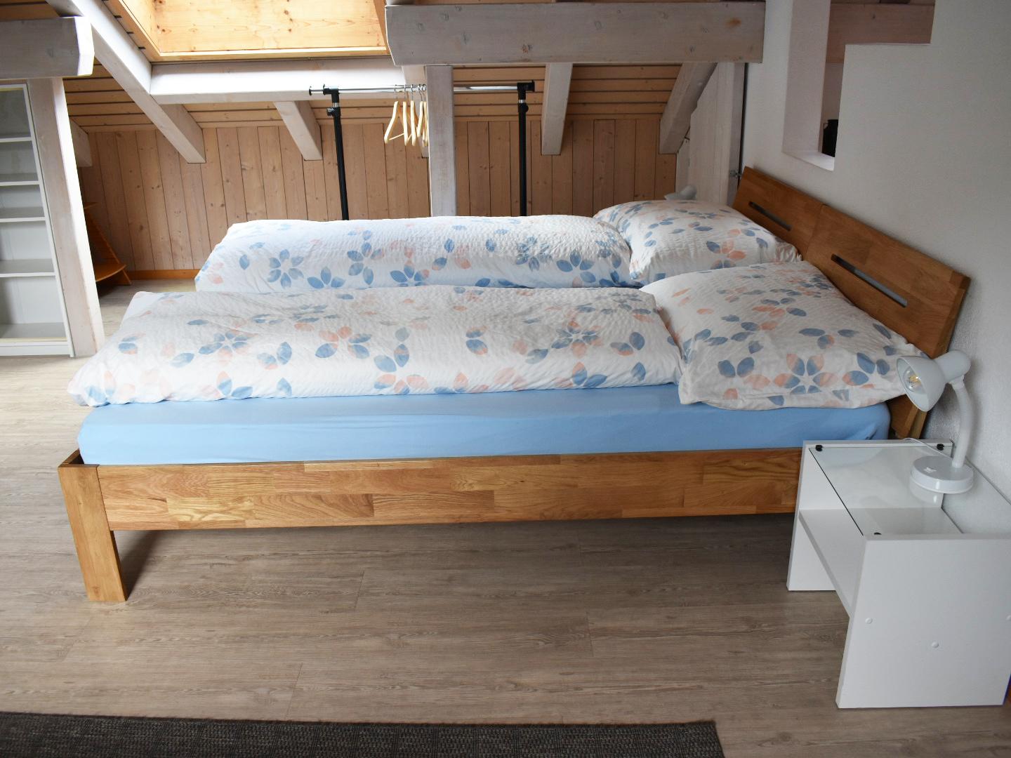 Wohnzimmer mit zwei Doppelbetten 2 Wohnzimmer mit zwei Doppelbetten 2