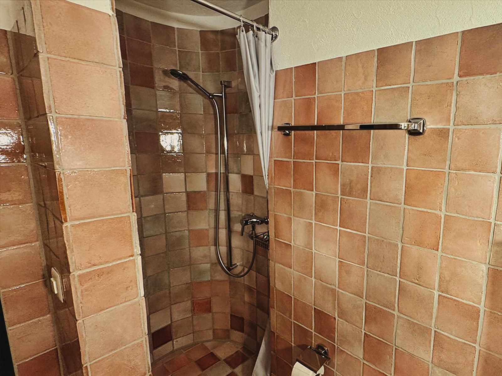 Bad-Dusche Bad-Dusche