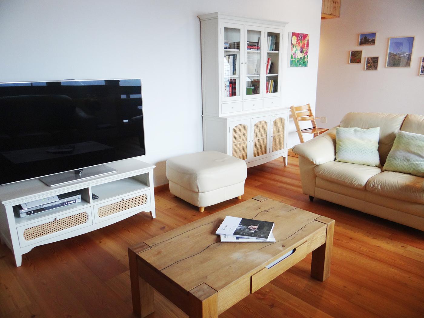 Wohnzimmer mit TV Wohnzimmer mit TV