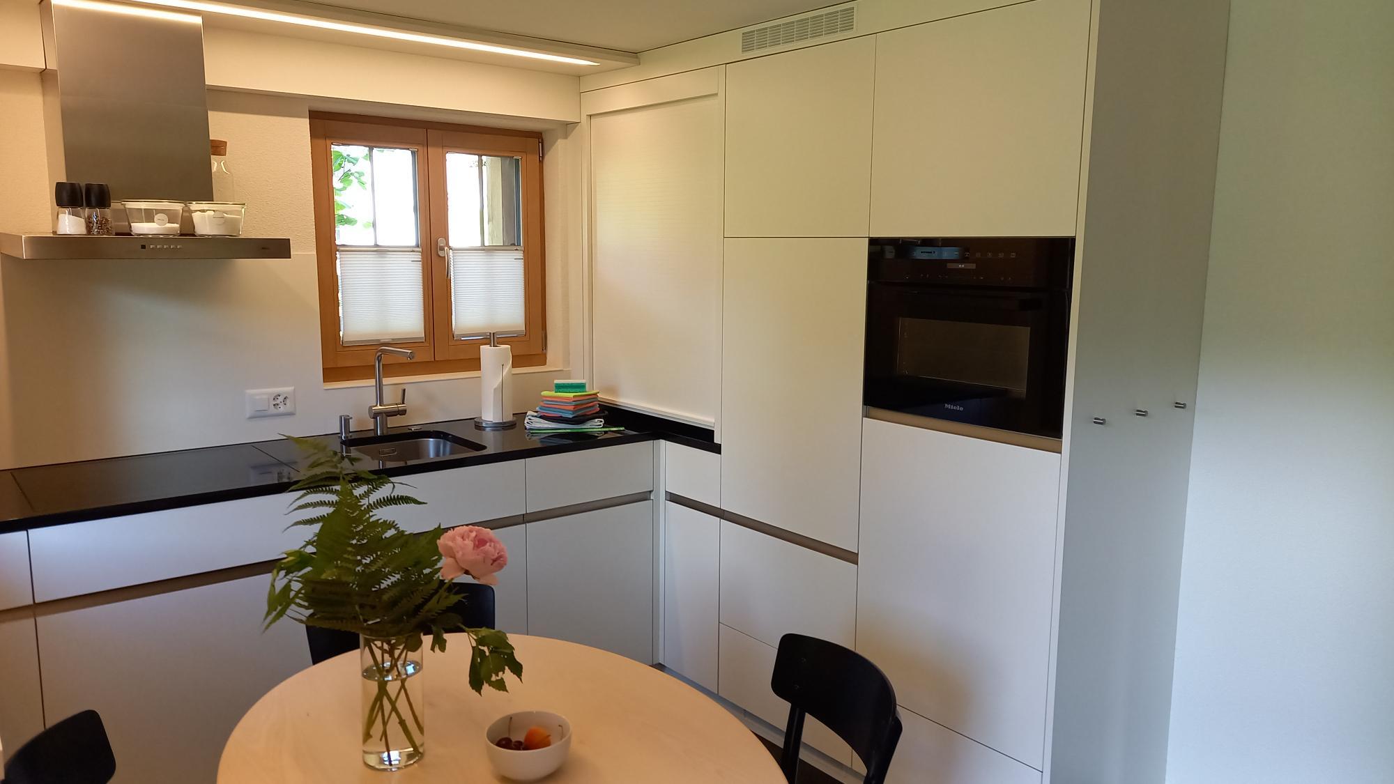 1000008231 (002) 1000008231 (002)