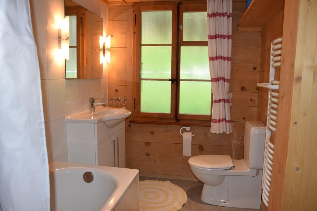 Badezimmer im EG Badezimmer im EG