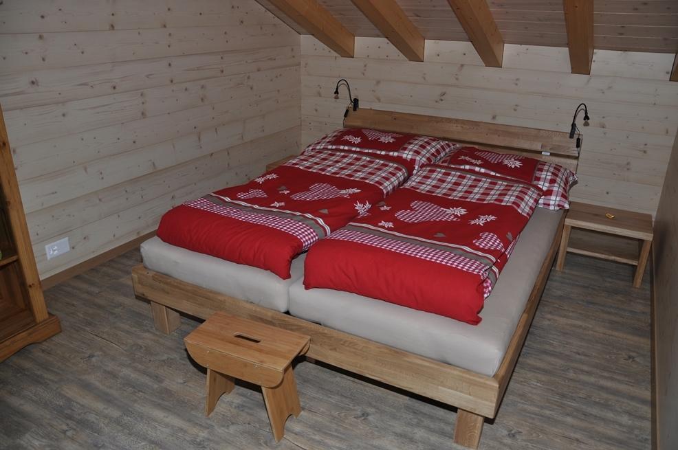 Schlafzimmer Alpenstübli Ansicht 1 Schlafzimmer Alpenstübli Ansicht 1