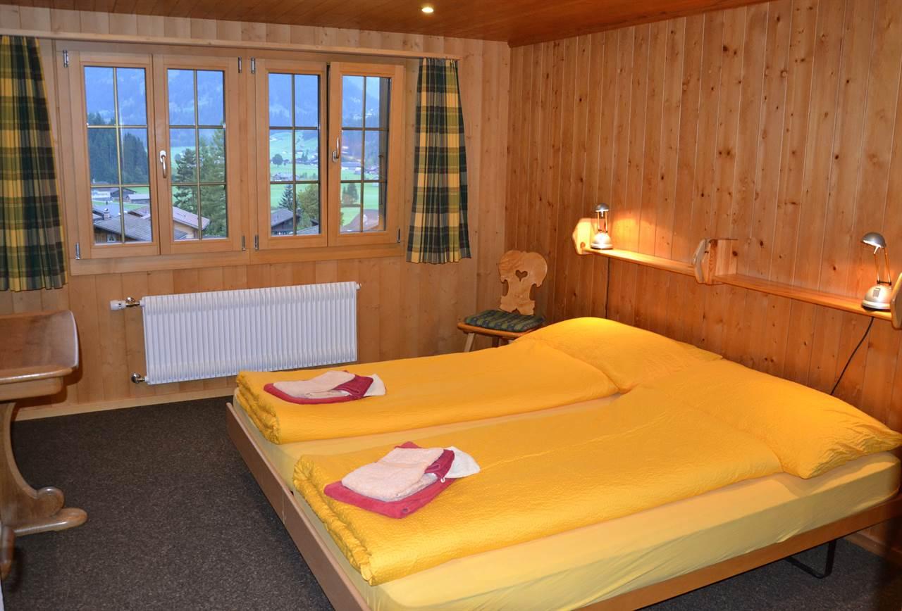 Schlafzimmer mitte im OG. Schlafzimmer mitte im OG.