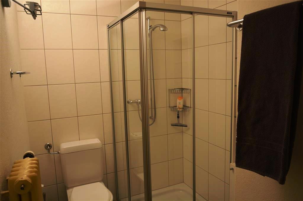 Dusche / WC (1) Dusche / WC (1)