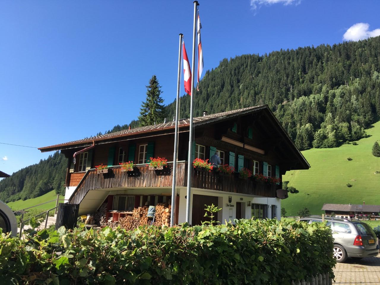 2. Chalet Westseite 2. Chalet Westseite