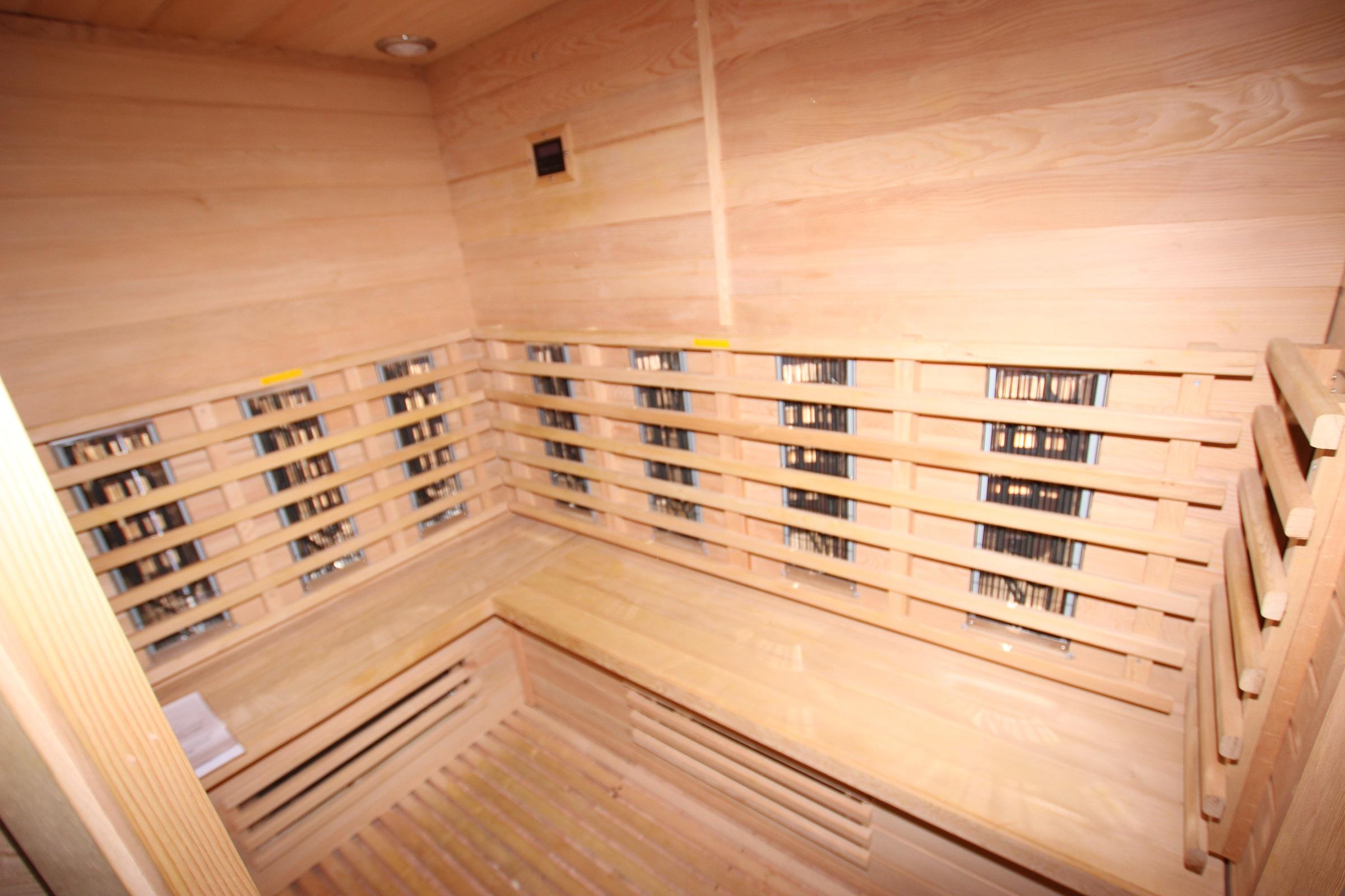 Sauna im EG Sauna im EG