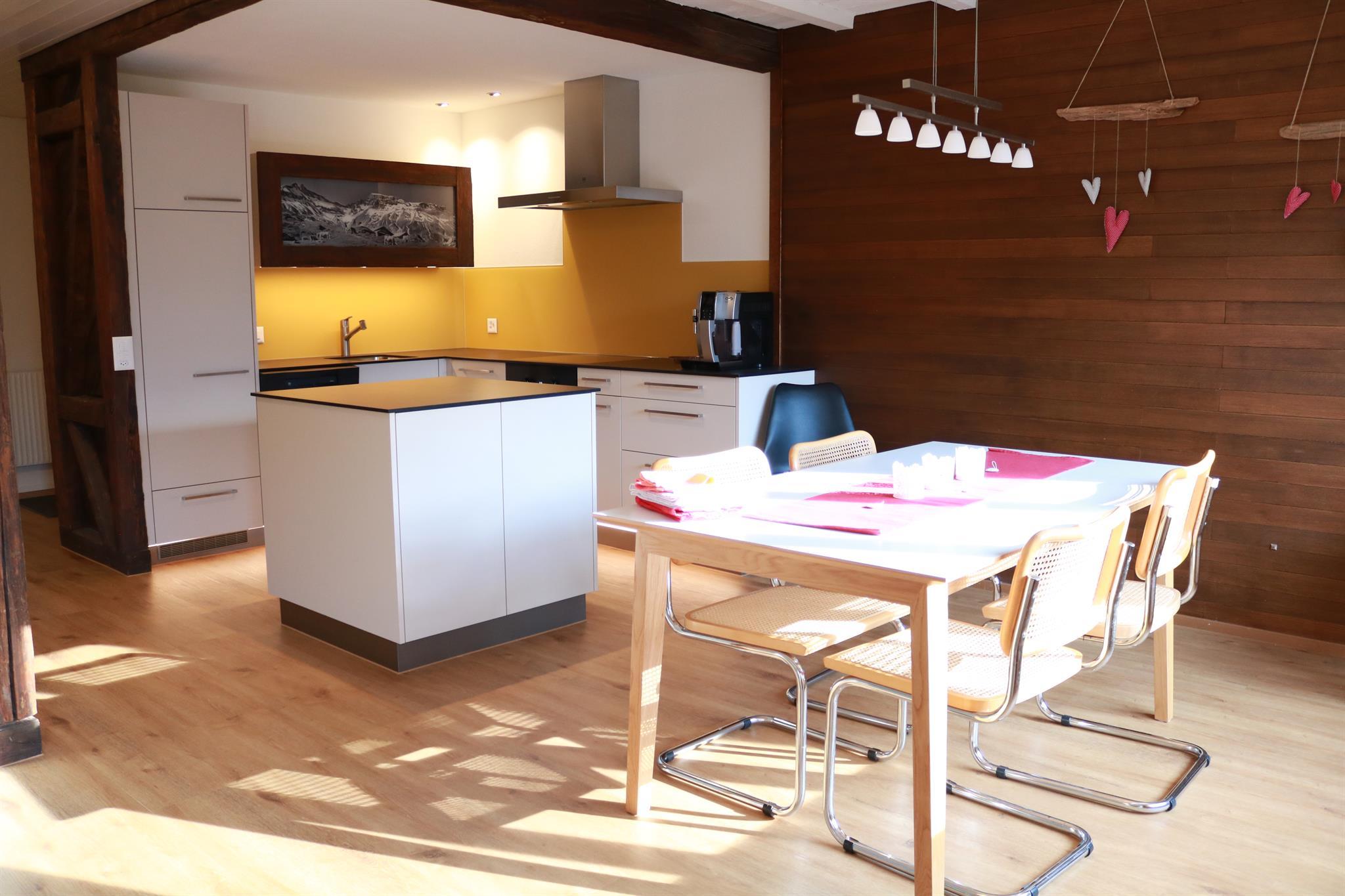 Küche & Esstisch Küche & Esstisch