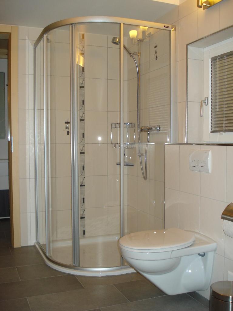 Dusche-Bad Dusche-Bad