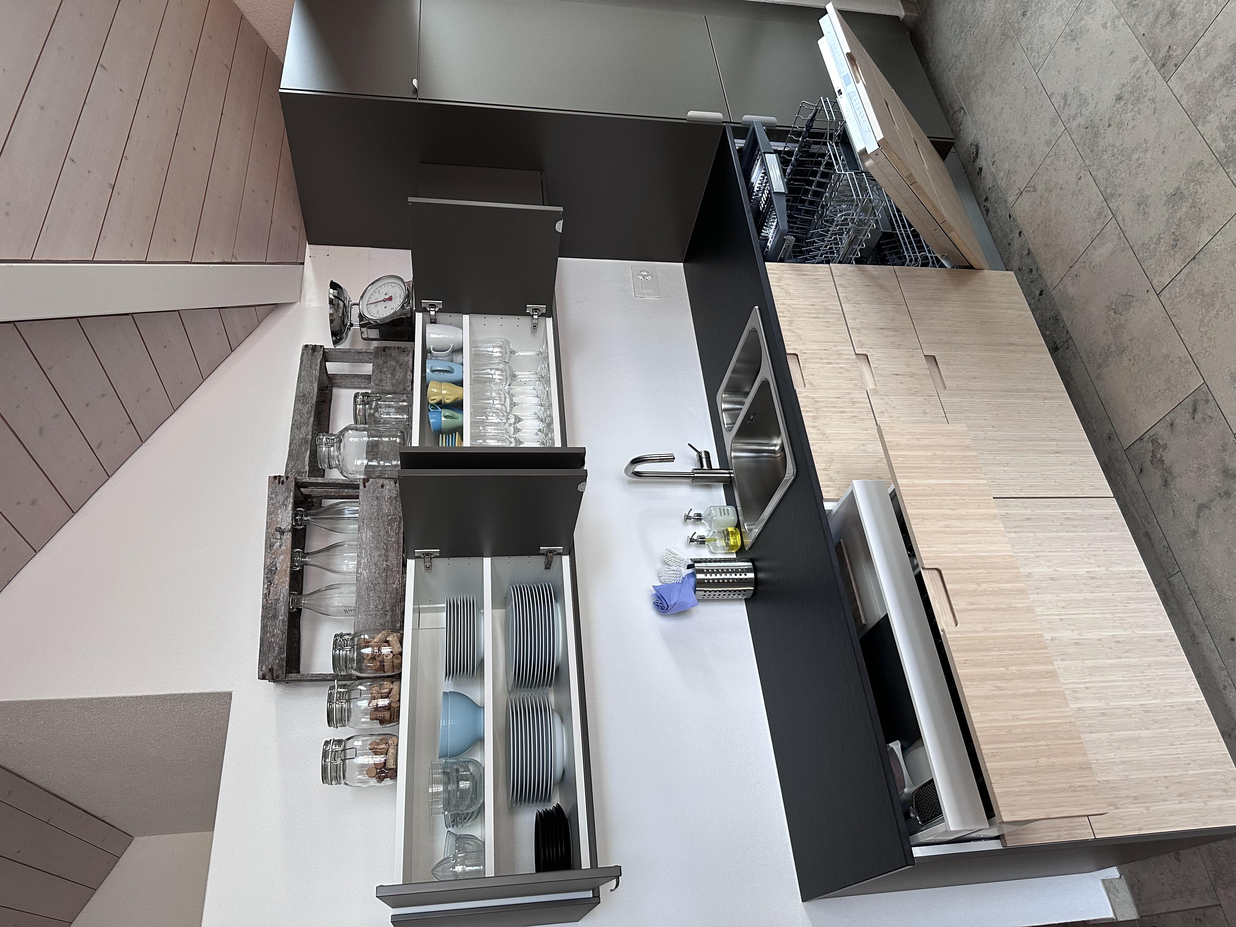 Ausstattung1 Ausstattung1