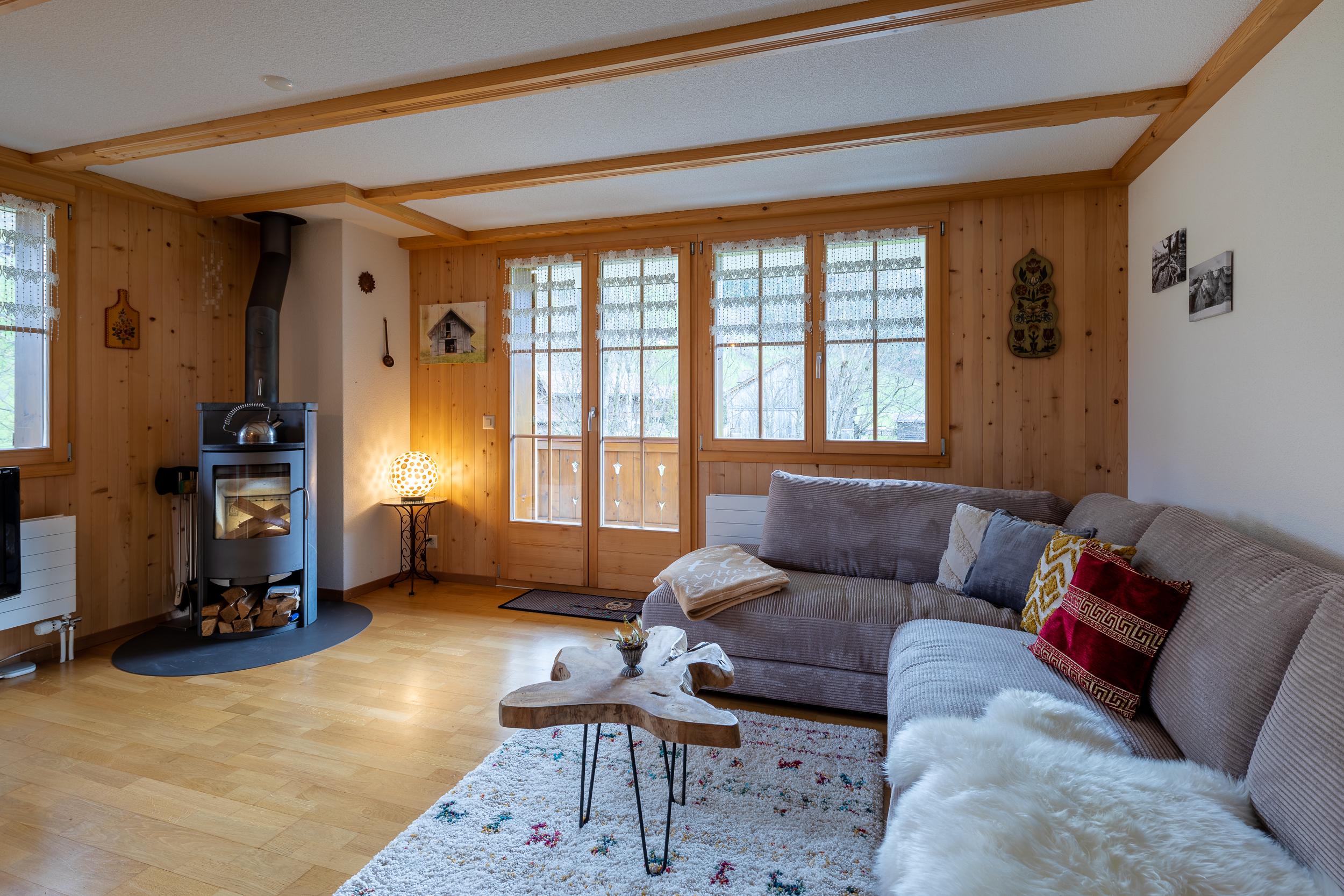 Wohnzimmer mit Schwedenofen Wohnzimmer mit Schwedenofen