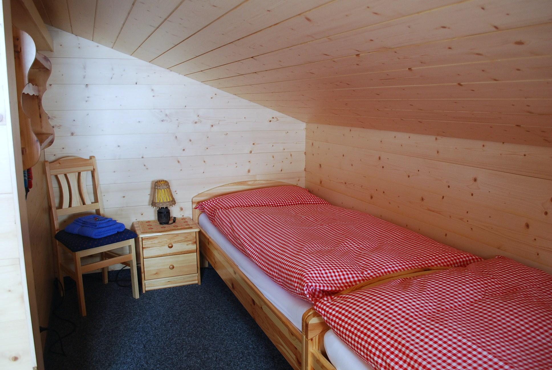 Schlafzimmer klein (2) Schlafzimmer klein (2)