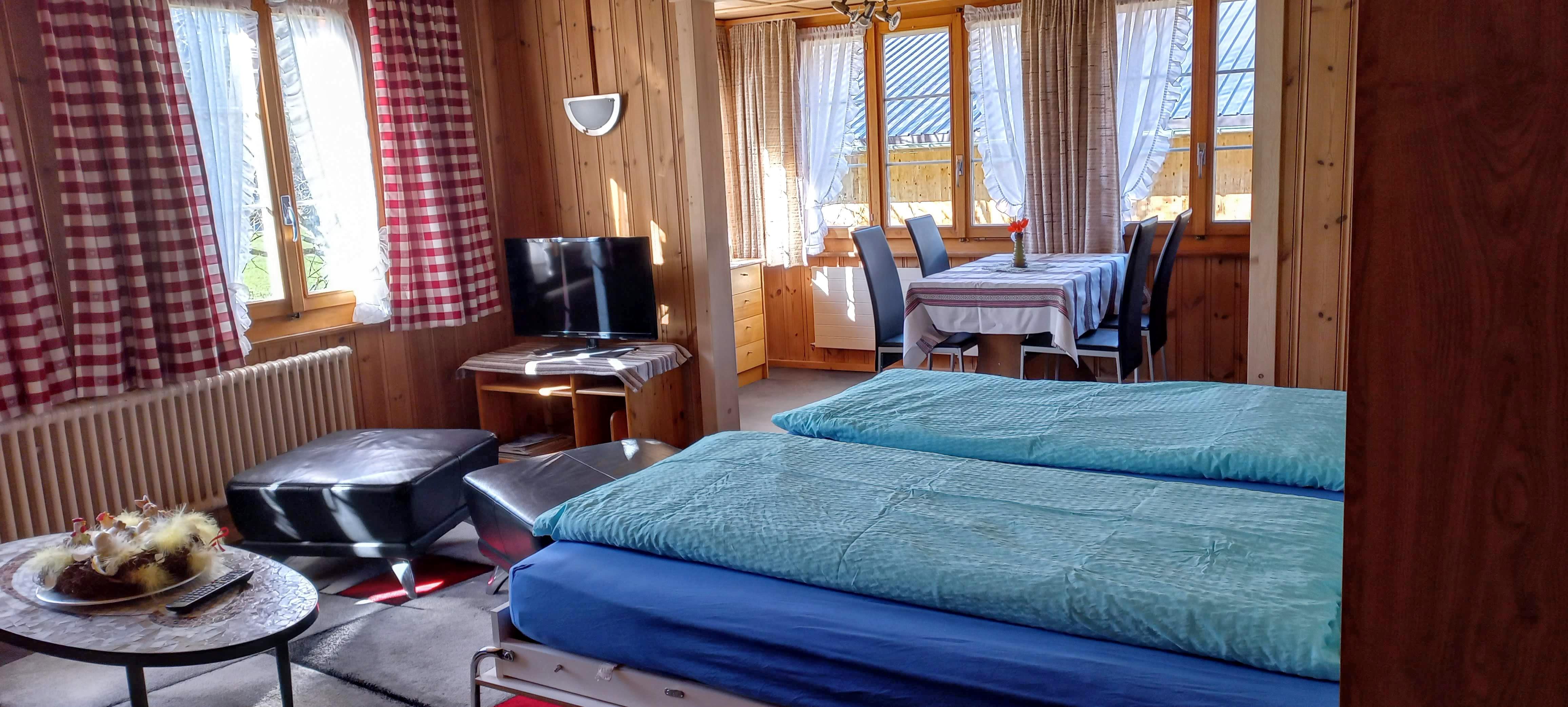 Wohnhzimmer mit Schrankbetten Wohnhzimmer mit Schrankbetten