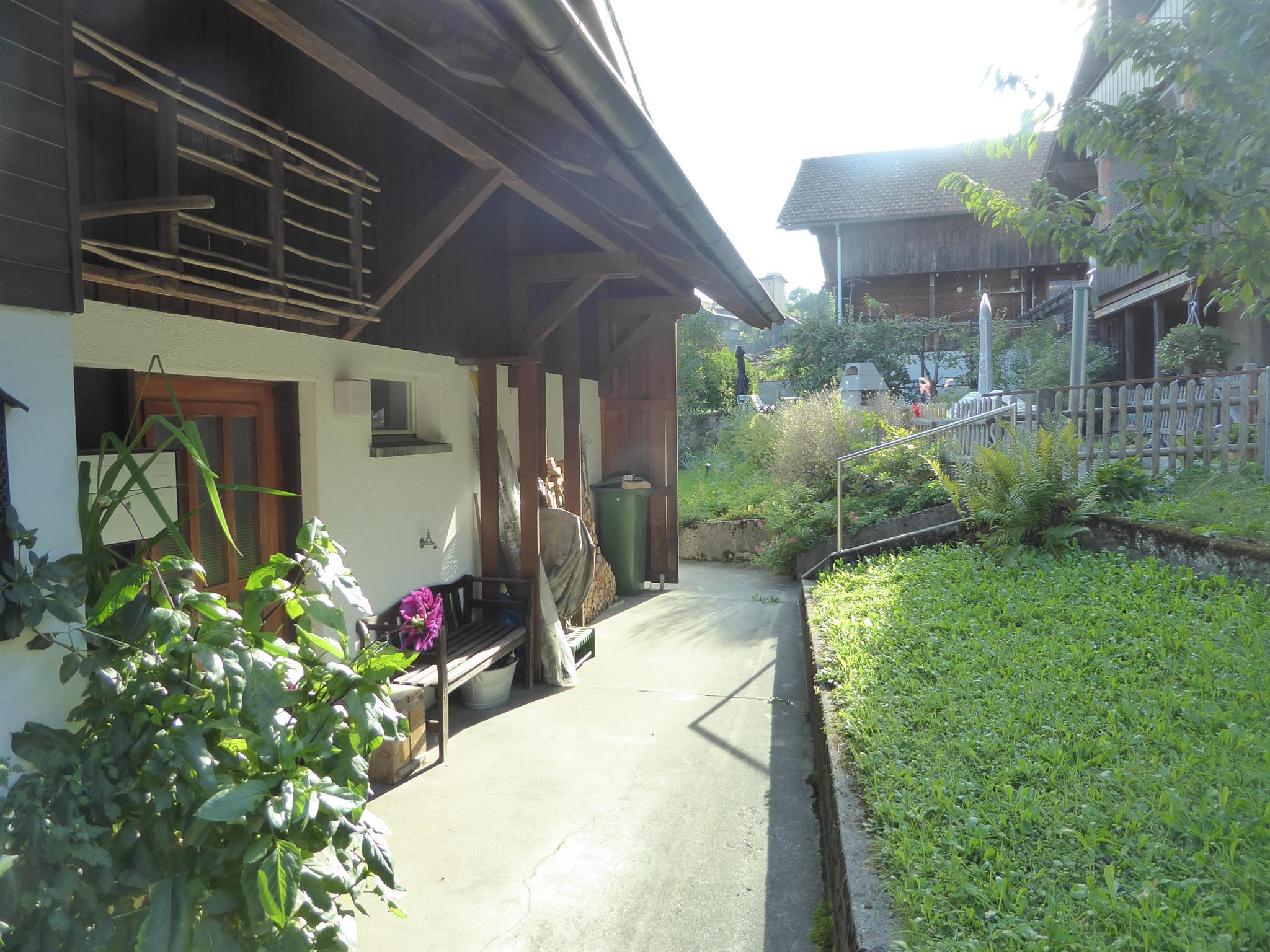 Rückseite Hauseingang Obergeschoss Rückseite Hauseingang Obergeschoss