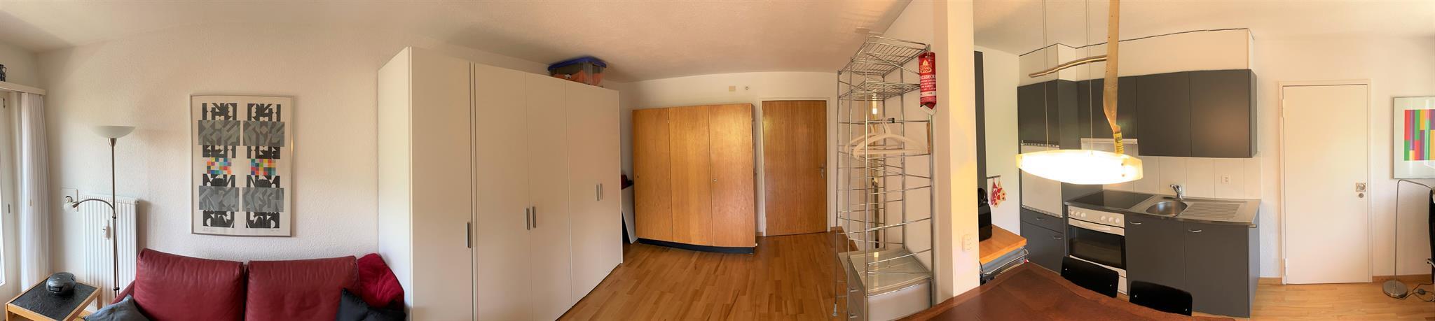 Panorama innen von Fensterseite Panorama innen von Fensterseite