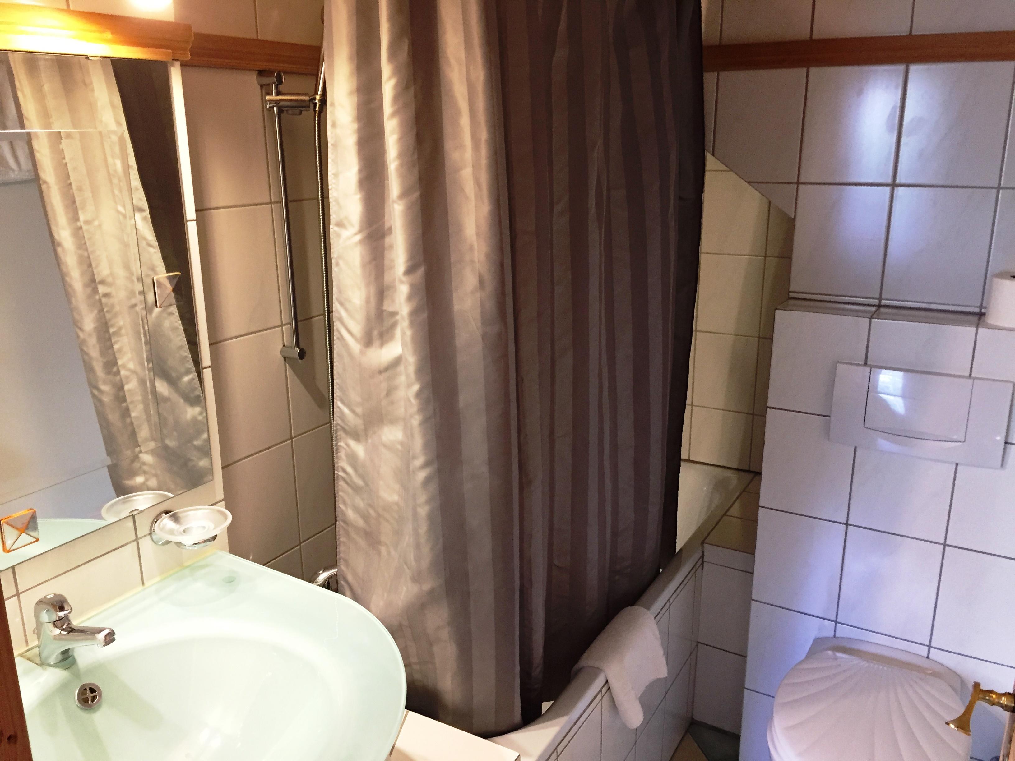 2015-05-11 15.06.56 2015-05-11 15.06.56