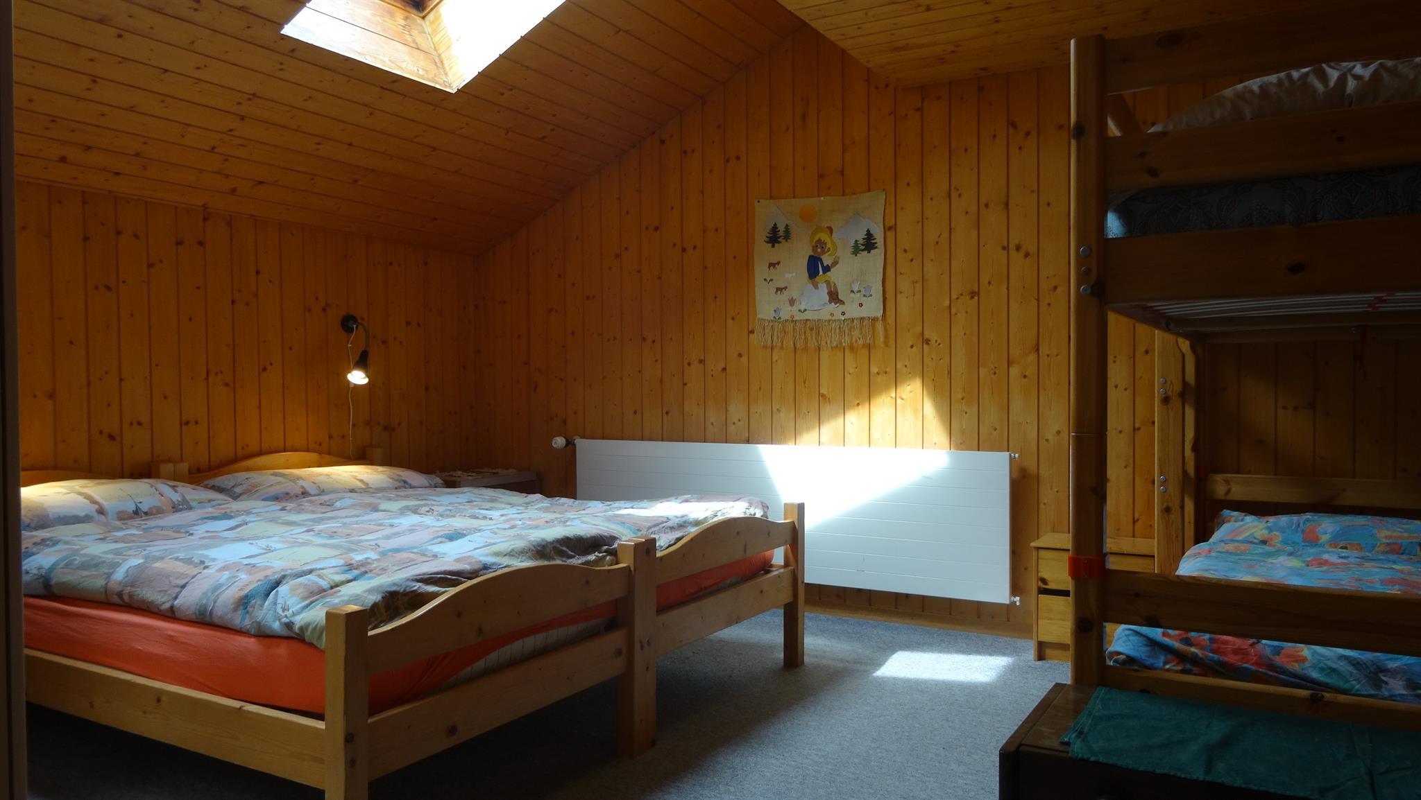 Schlafzimmer 3 via Gang Schlafzimmer 3 via Gang