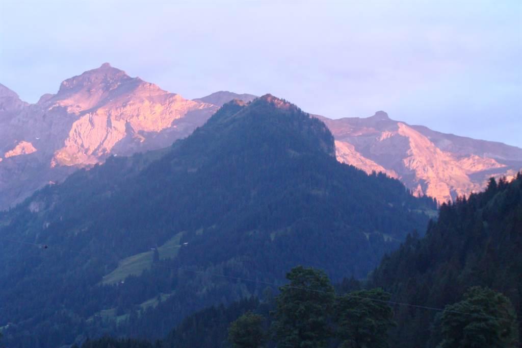 Wanderung planen auf der Terasse Wanderung planen auf der Terasse