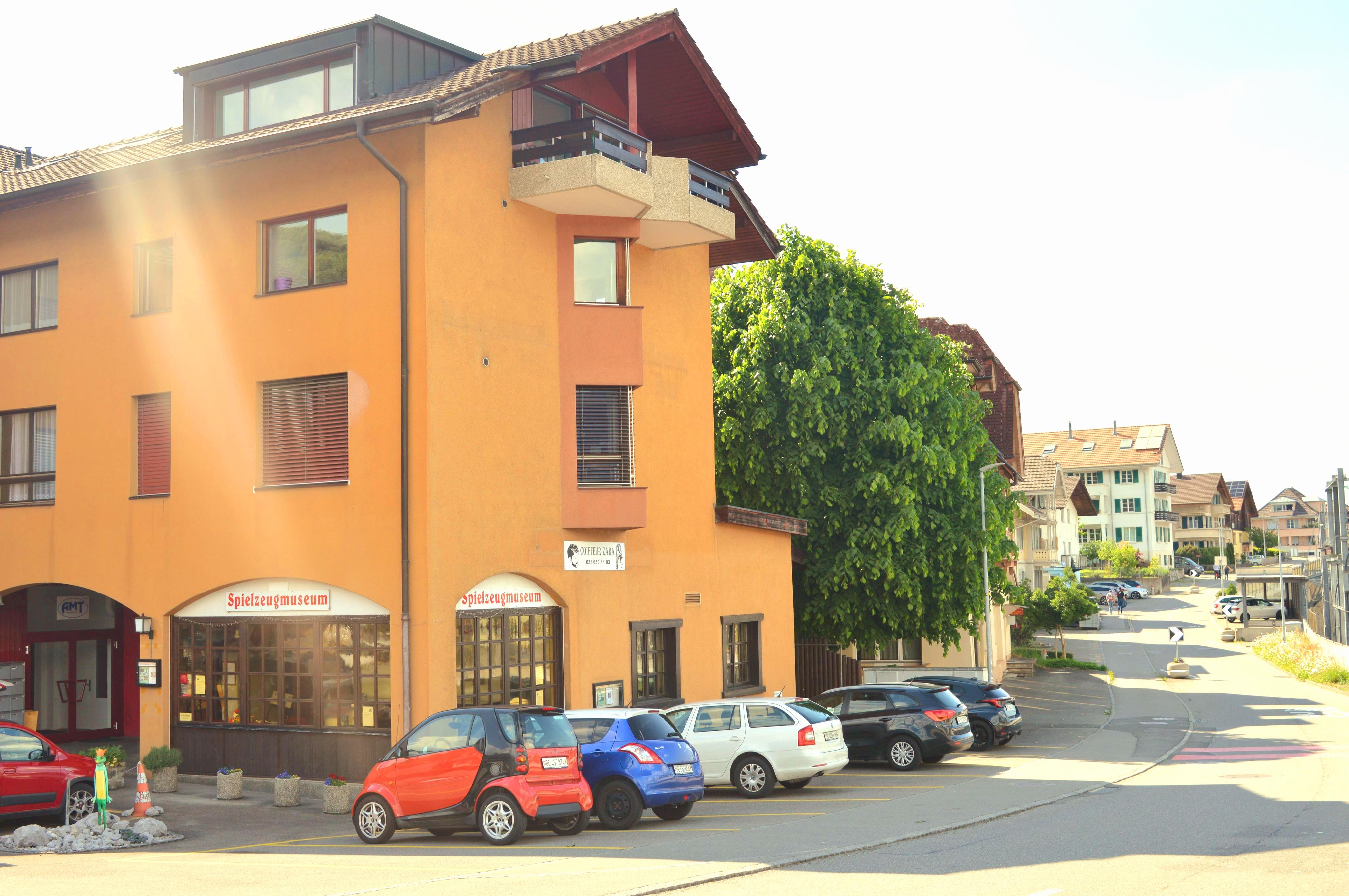 1000018042 1000018042