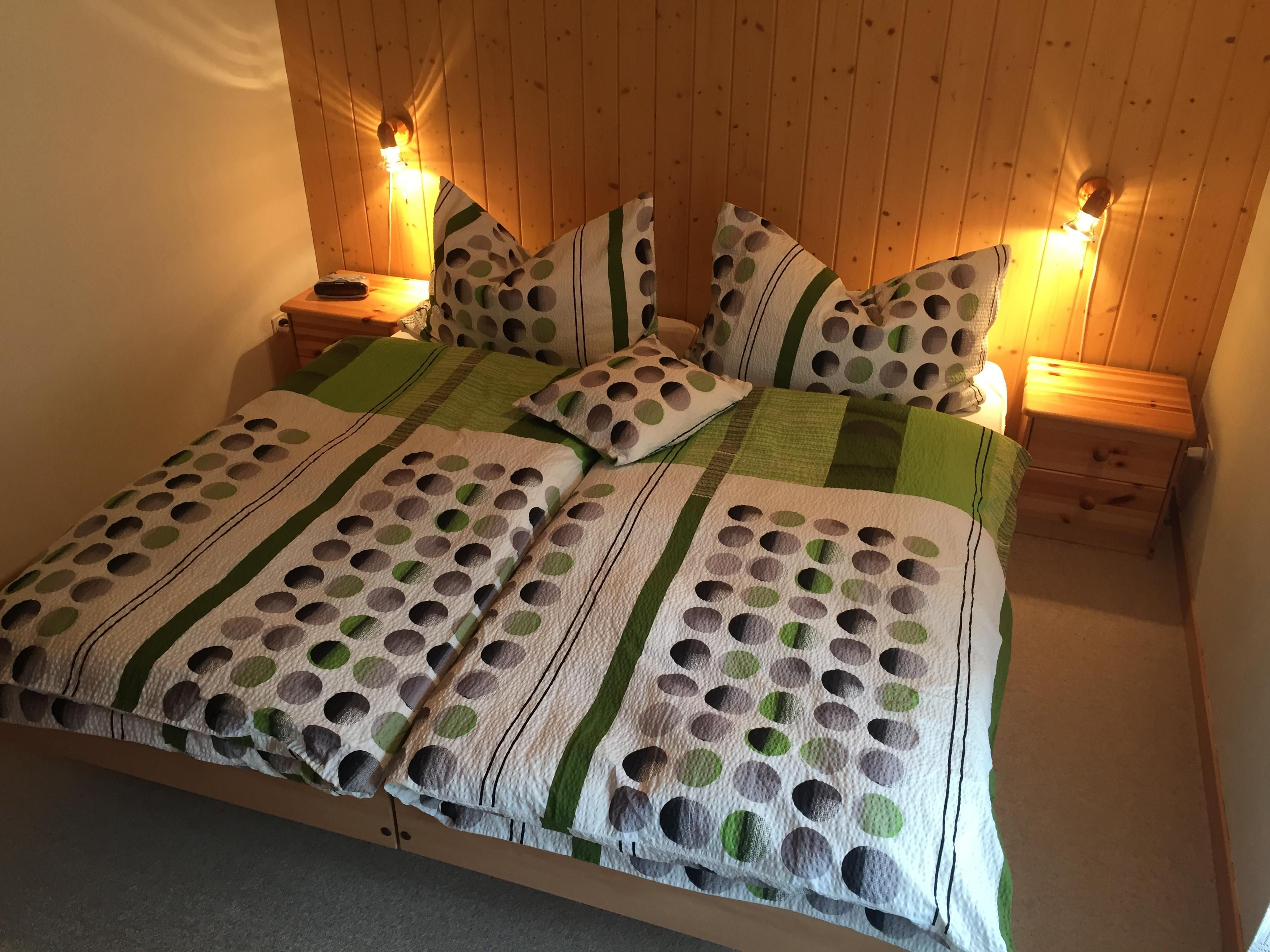 Schlafzimmer mit Doppelbett Schlafzimmer mit Doppelbett