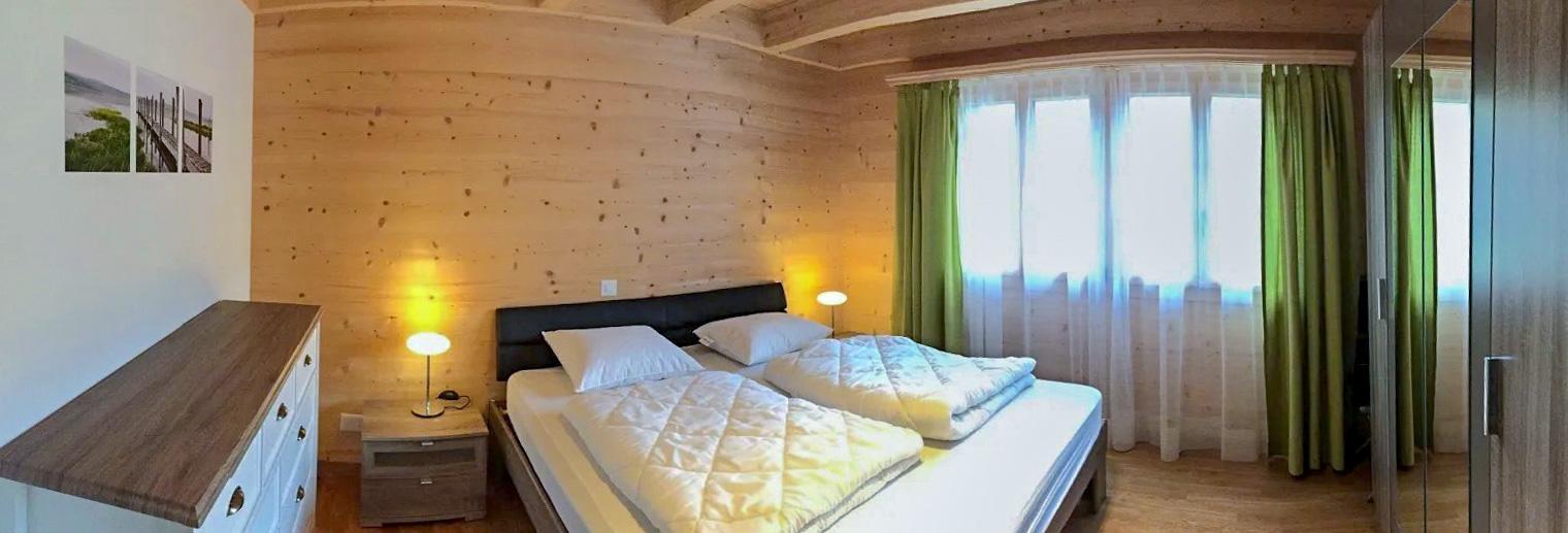 Das Schlafzimmer im OG (Panorama) Das Schlafzimmer im OG (Panorama)