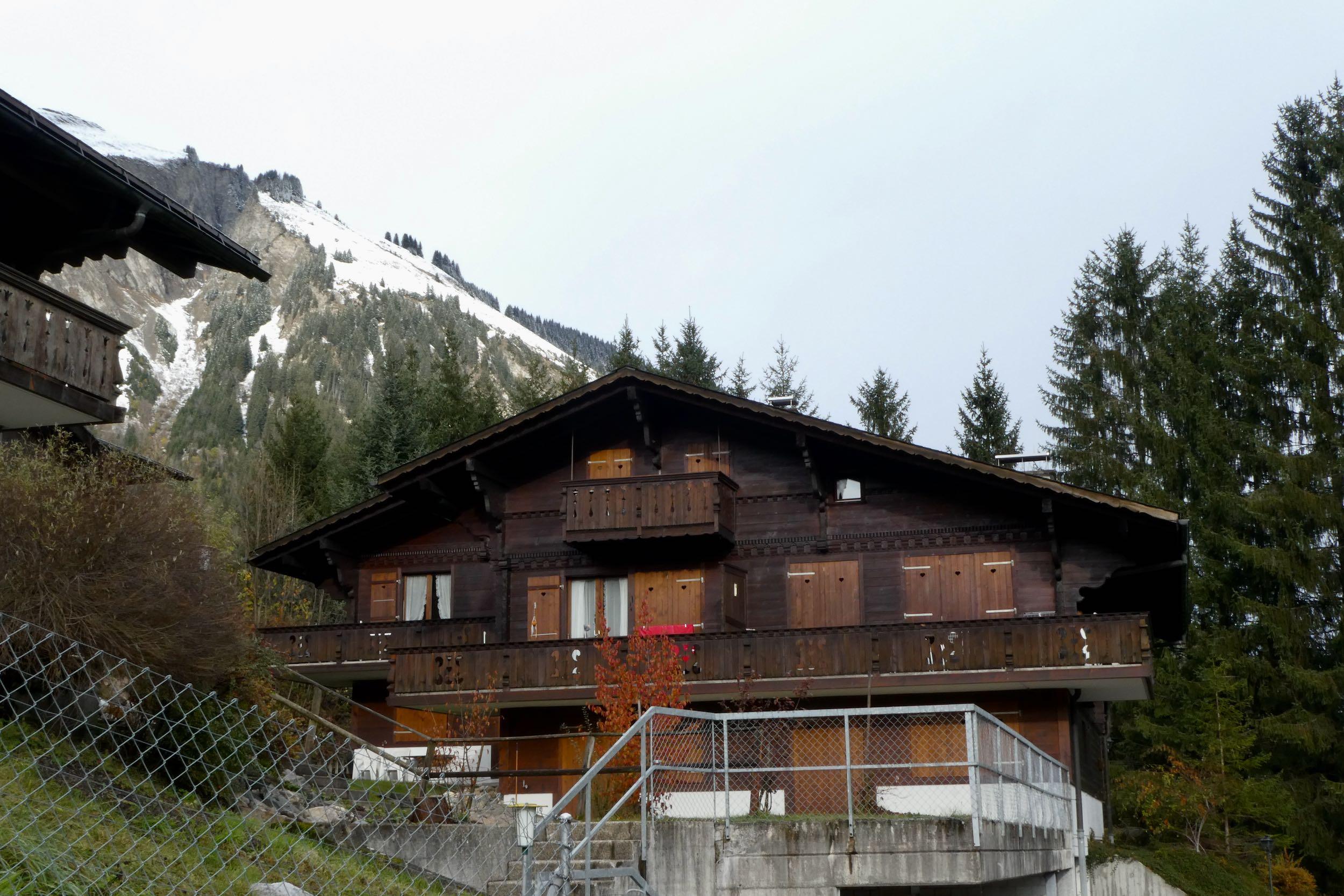 Chalet Waldchutz - 2. Stock 4-Bettwohnung Ferienwohnung in der Schweiz