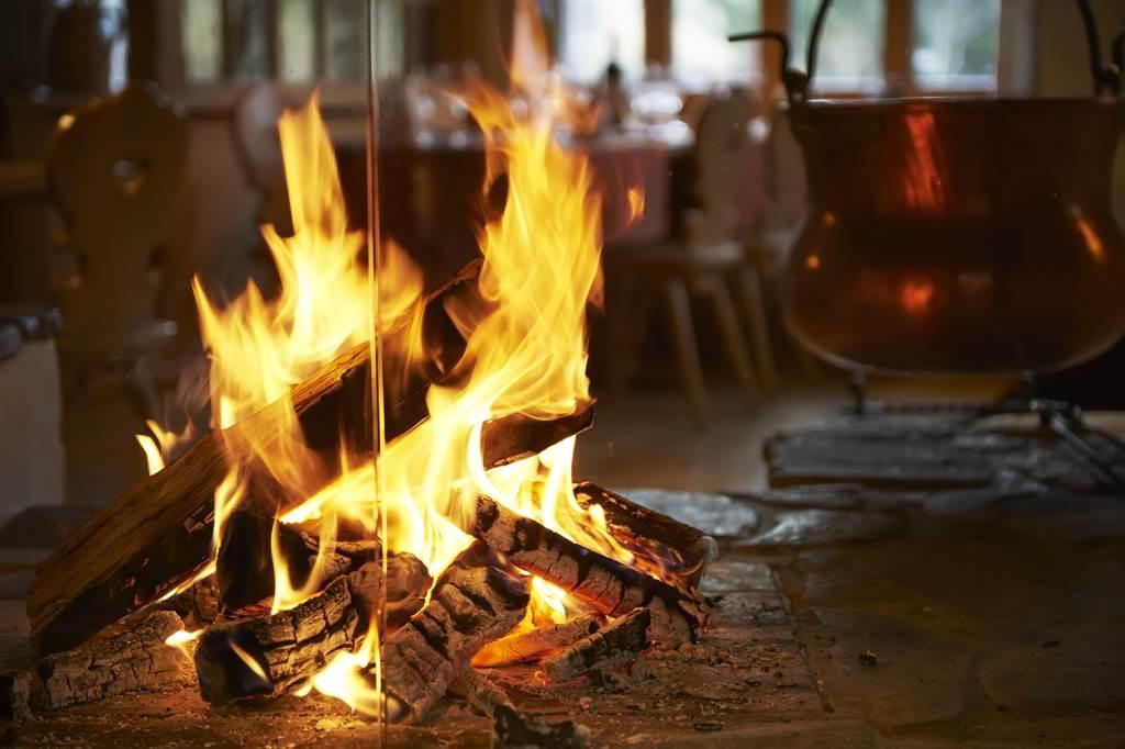 Restaurant mit Cheminée Restaurant mit Cheminée