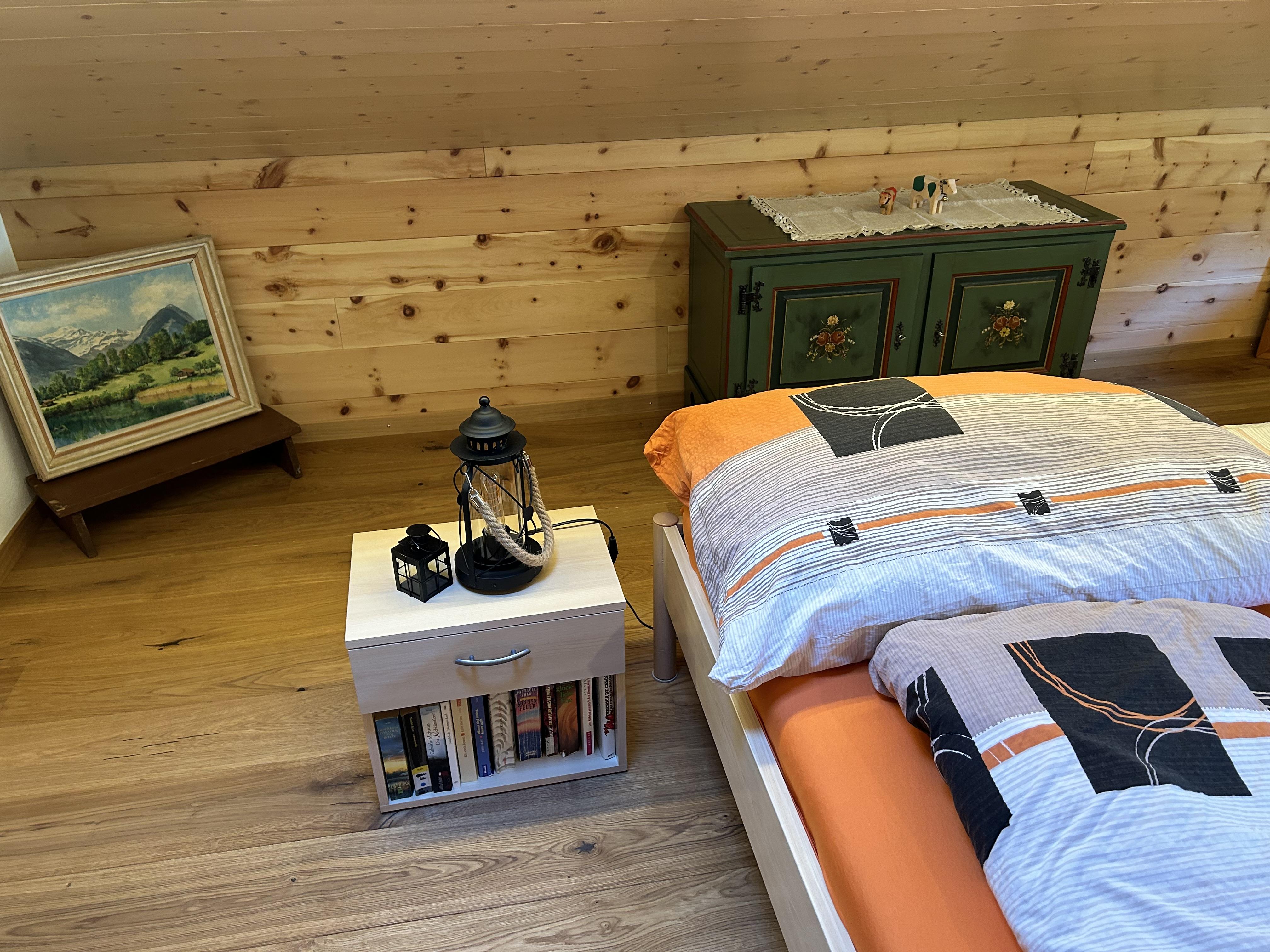 Schlafraum mit Dachschräge Schlafraum mit Dachschräge