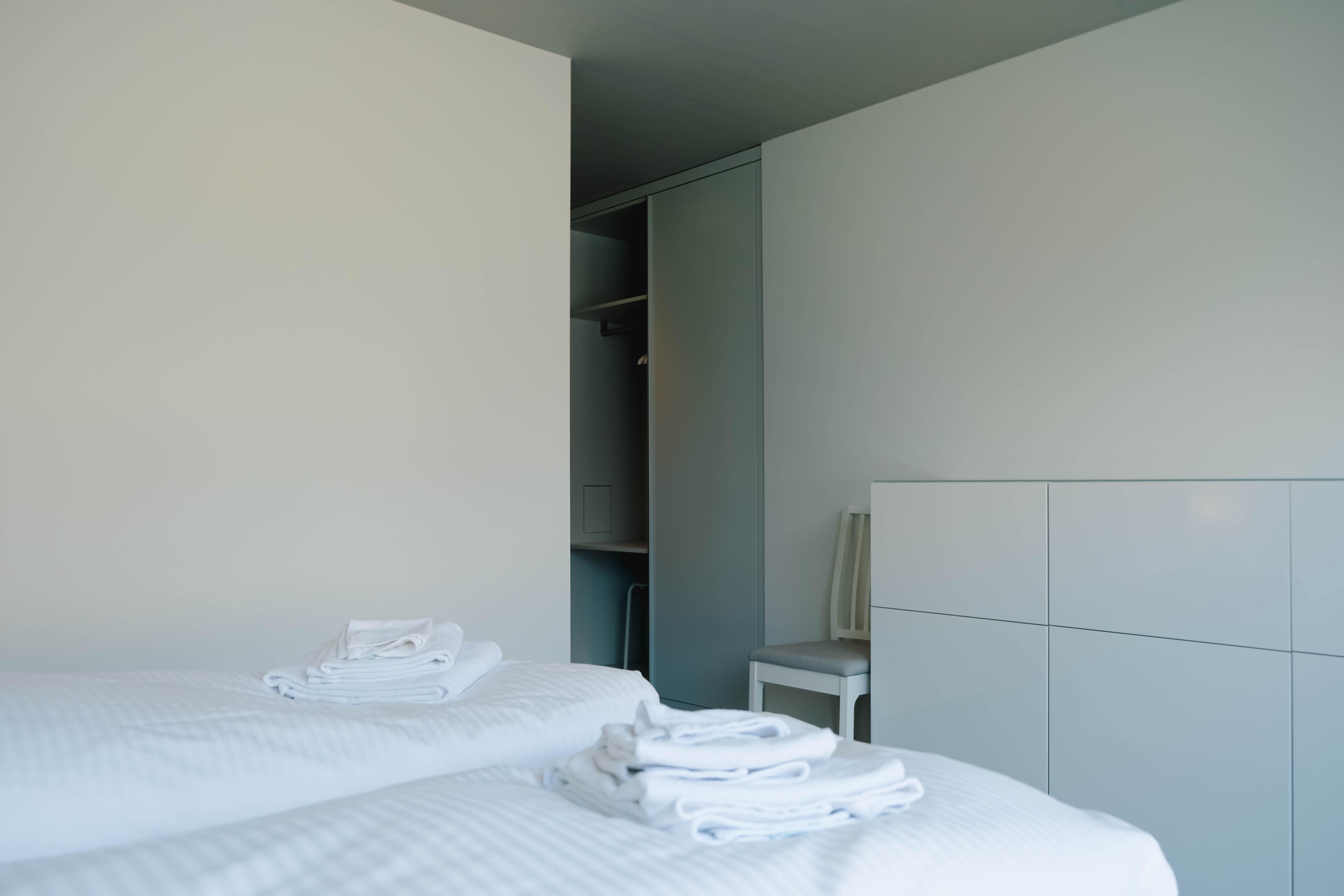 Zimmer mit Bad (6) Zimmer mit Bad (6)