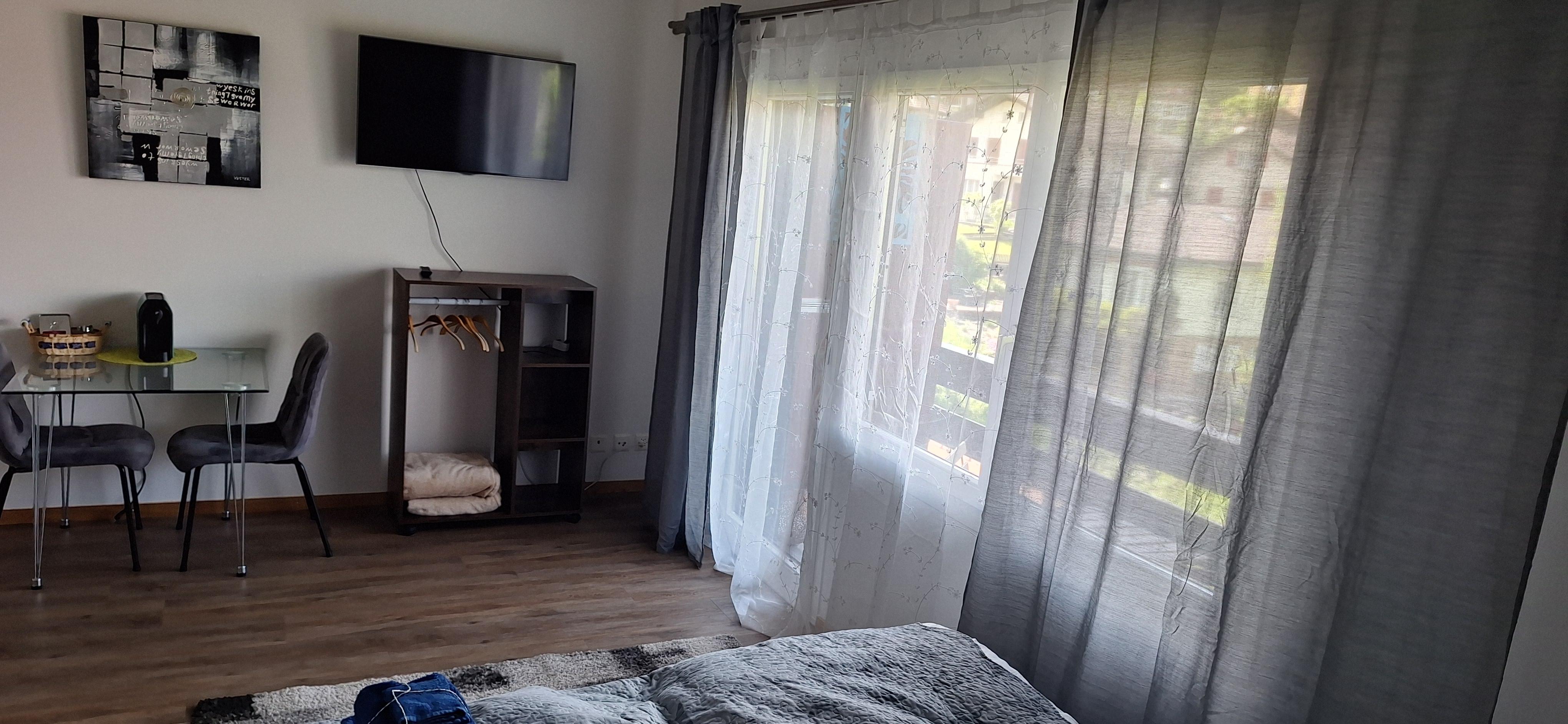 1000018150 1000018150