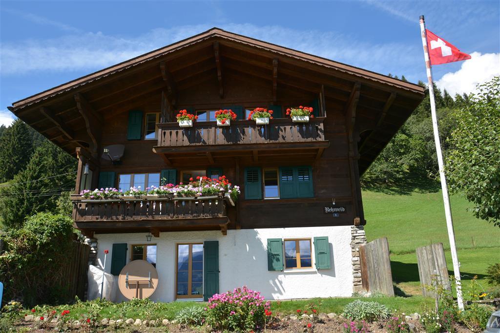 Rehweid (EG) 4-Bettwohnung Ferienwohnung  Saanenland-Gstaad