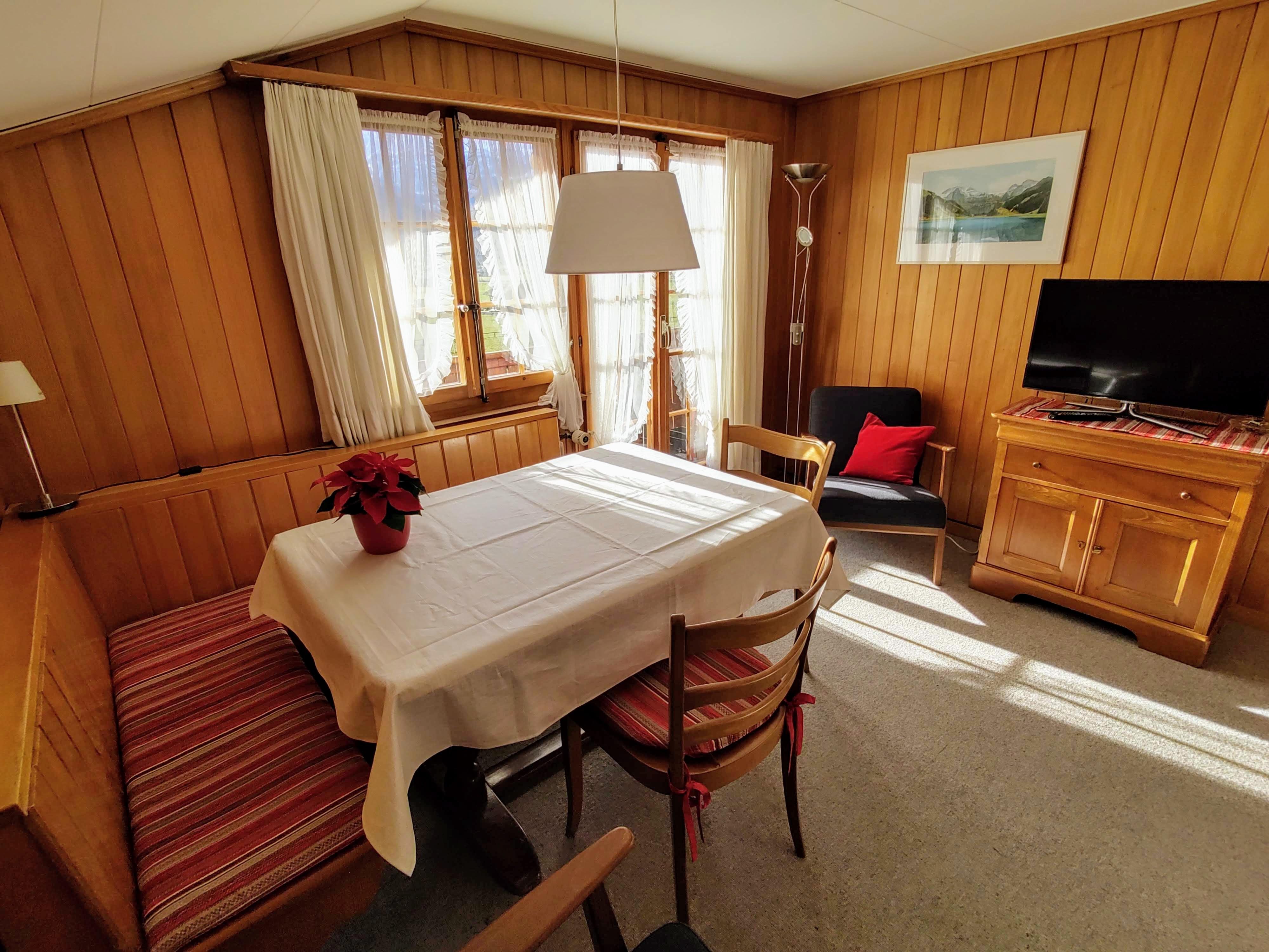 Wohnzimmer (2) Wohnzimmer (2)