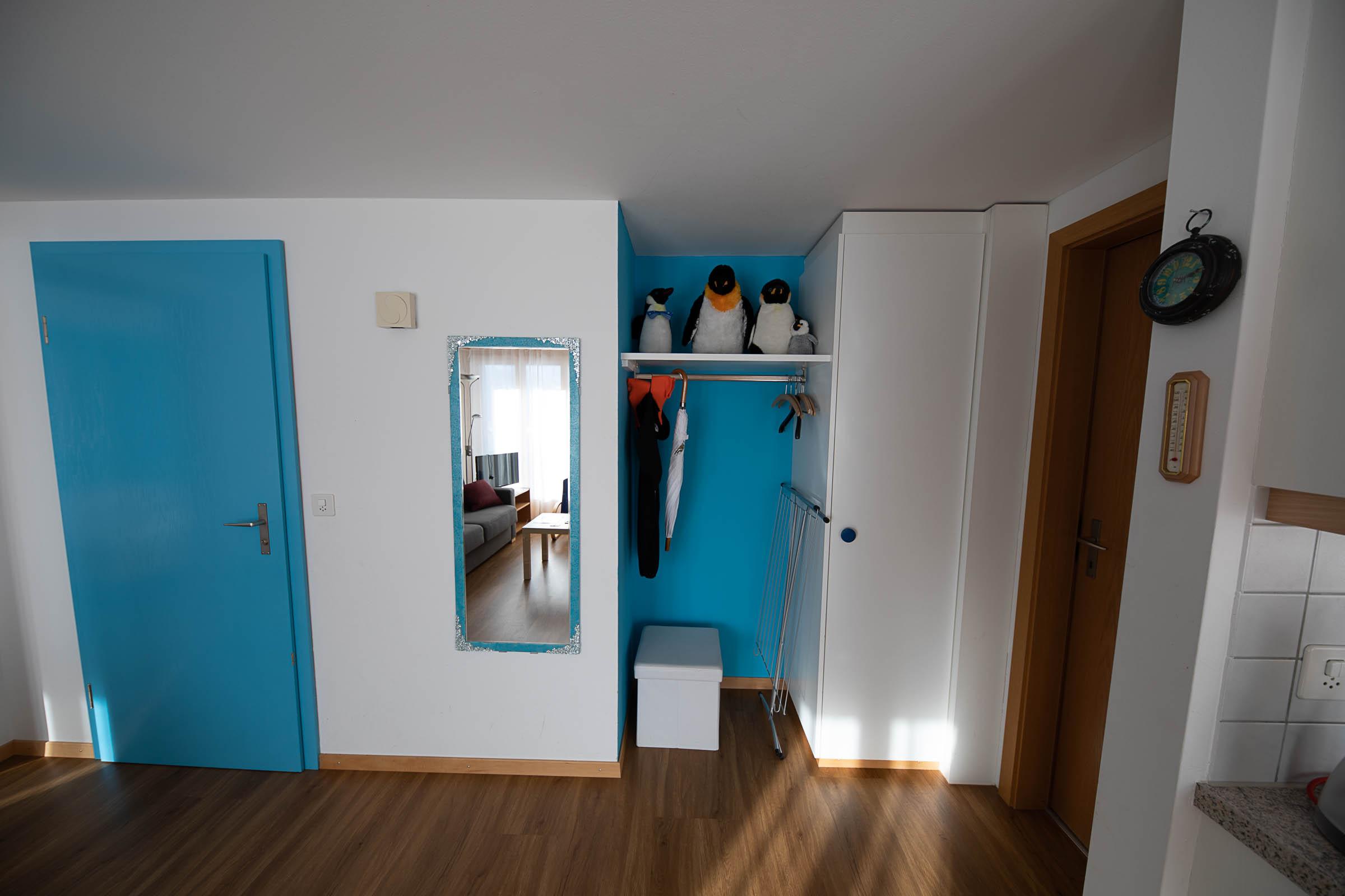 Das Entrée mit der Garderobe Das Entrée mit der Garderobe