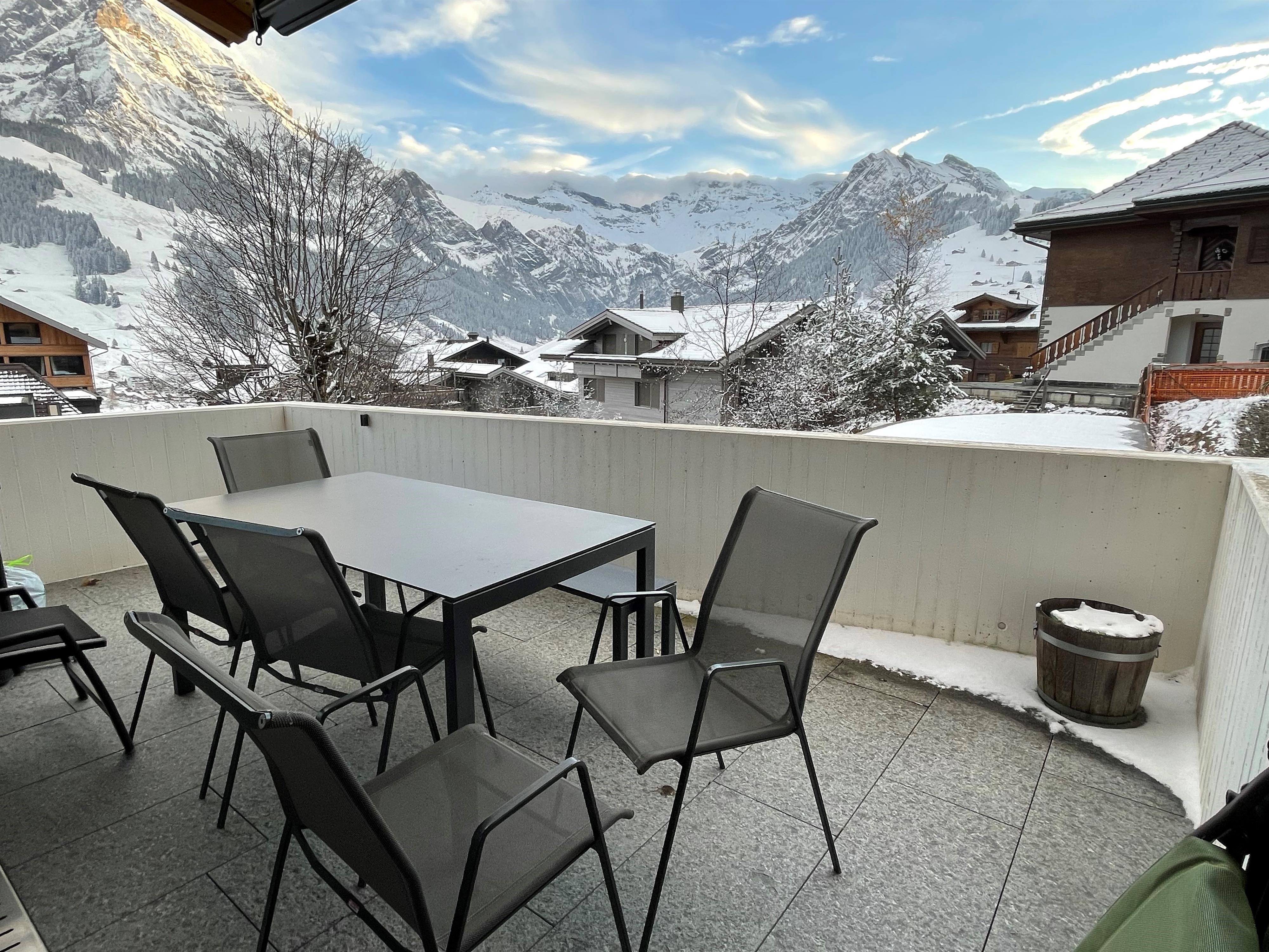 Süd-Balkon Süd-Balkon