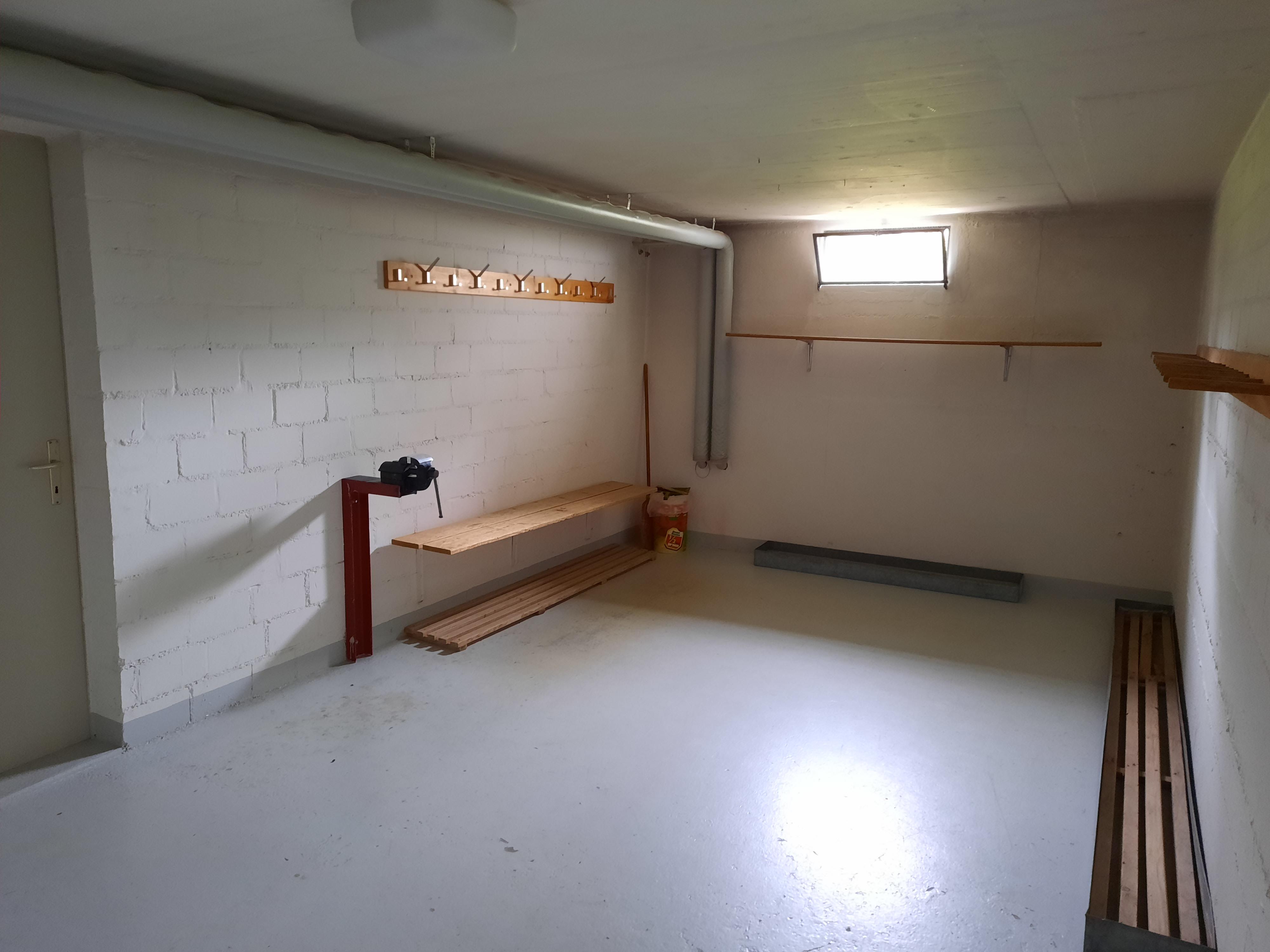 14 Skiraum 14 Skiraum