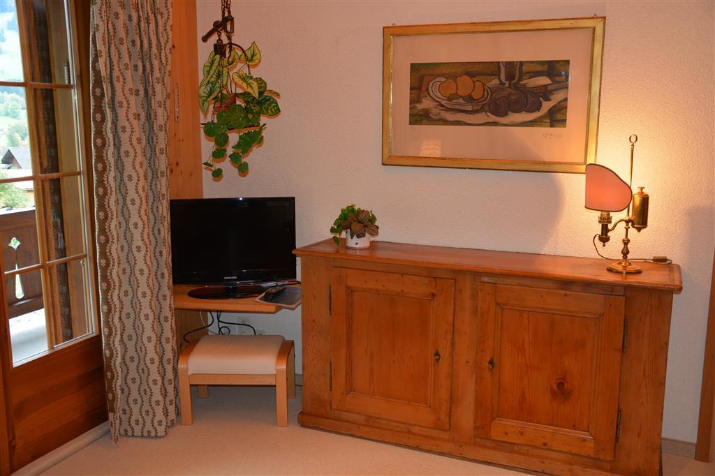 Wohnzimmer (4) Wohnzimmer (4)