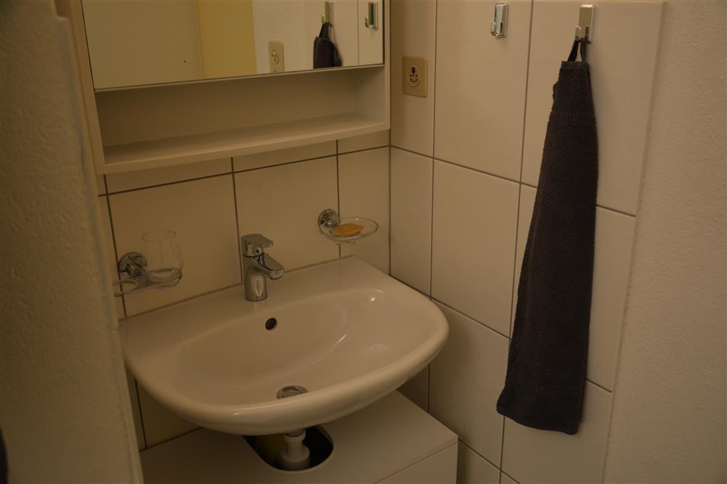 Dusche / WC (2) Dusche / WC (2)