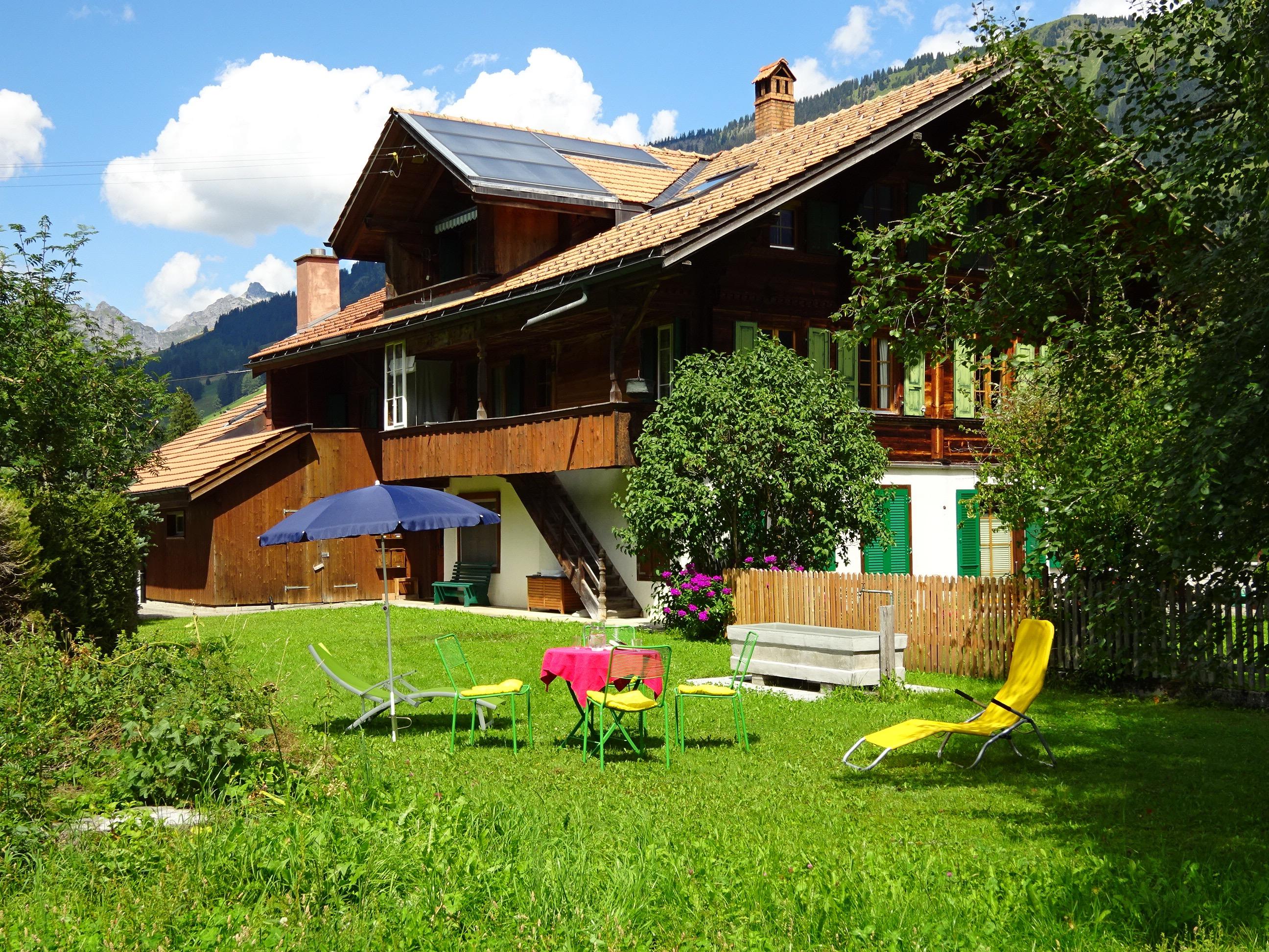 Lischenhaus - Strubel 5-Bett-Wohnung Ferienwohnung  Berner-Oberland