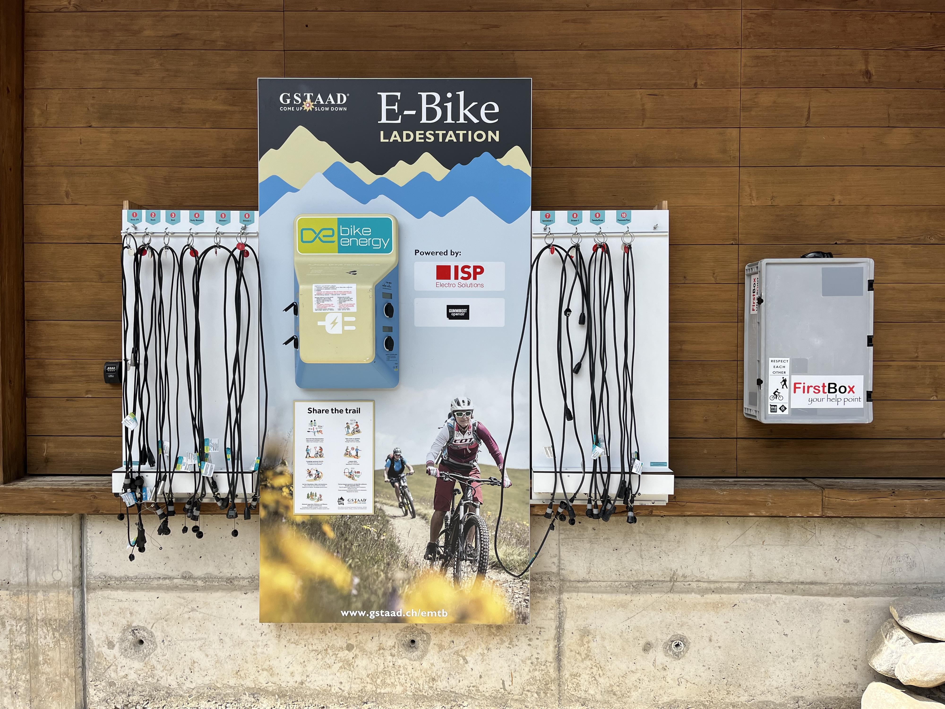 bike-energy e-bike station de charge Sportzentrum Gstaad AG