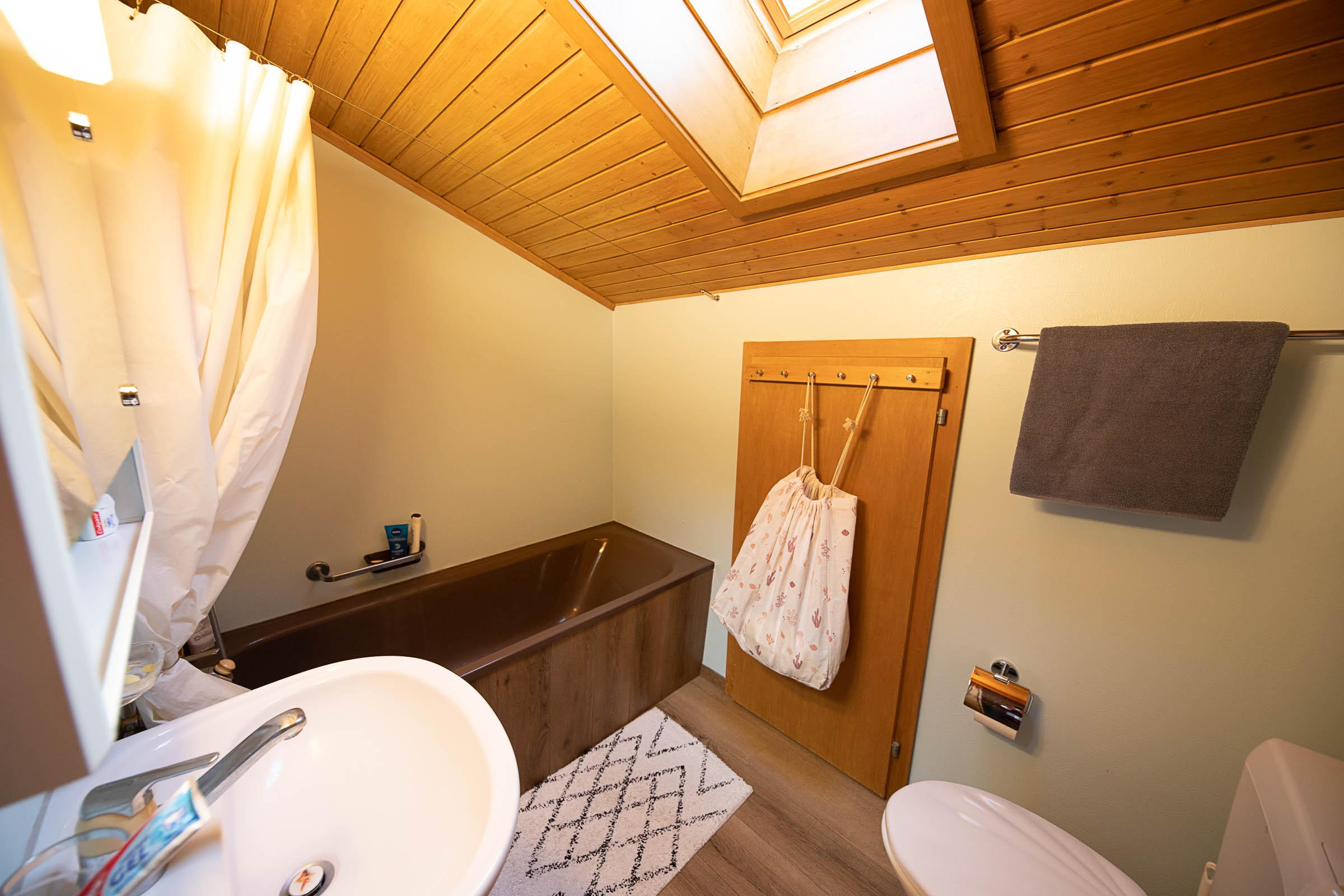 Das Badezimmer Das Badezimmer