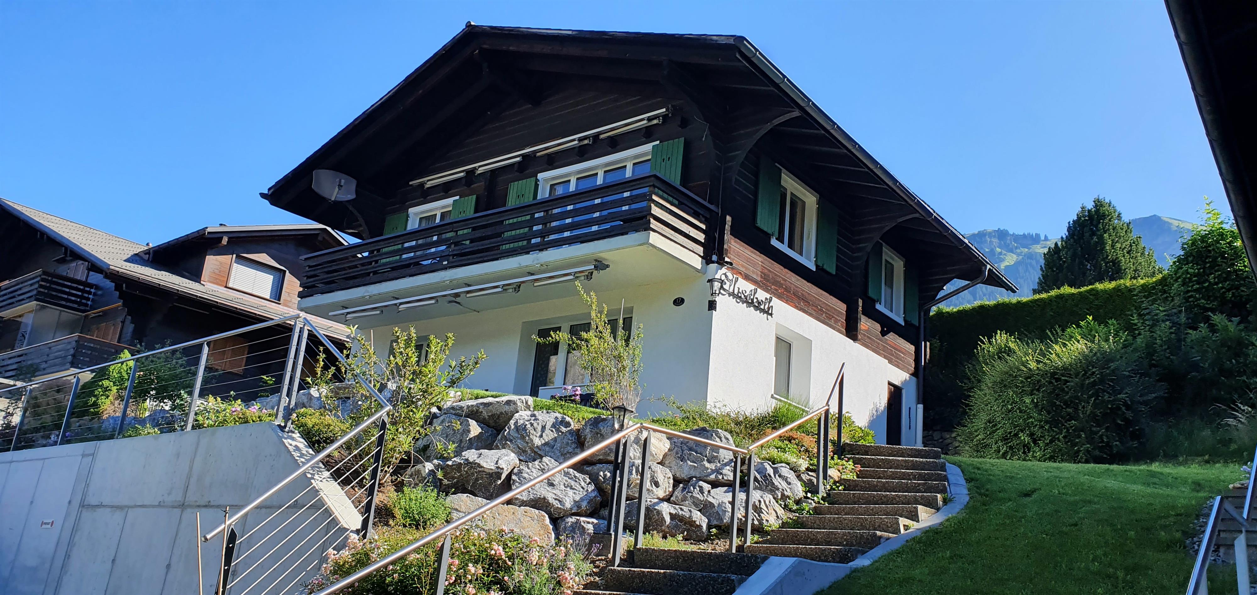 Treppe rechts hoch Treppe rechts hoch