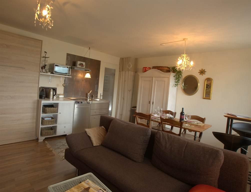 Wonzimmer mit Esstisch Wonzimmer mit Esstisch