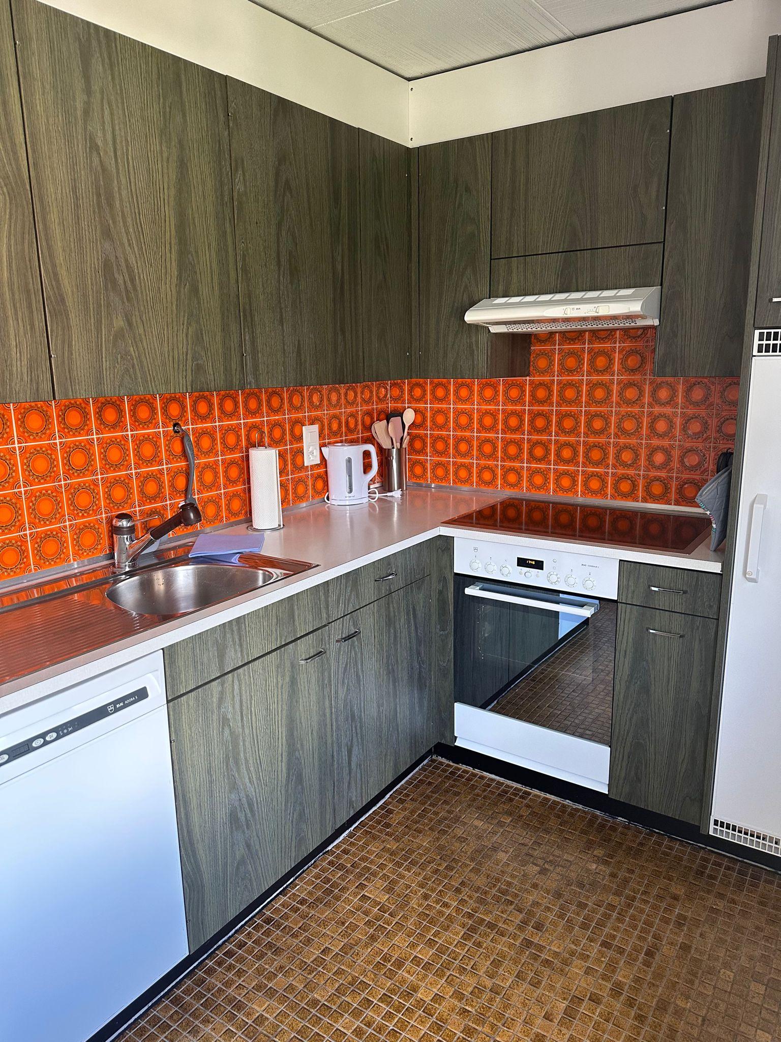 19ddc0f2-f120-424e-a688-fe79331cb3d4 19ddc0f2-f120-424e-a688-fe79331cb3d4