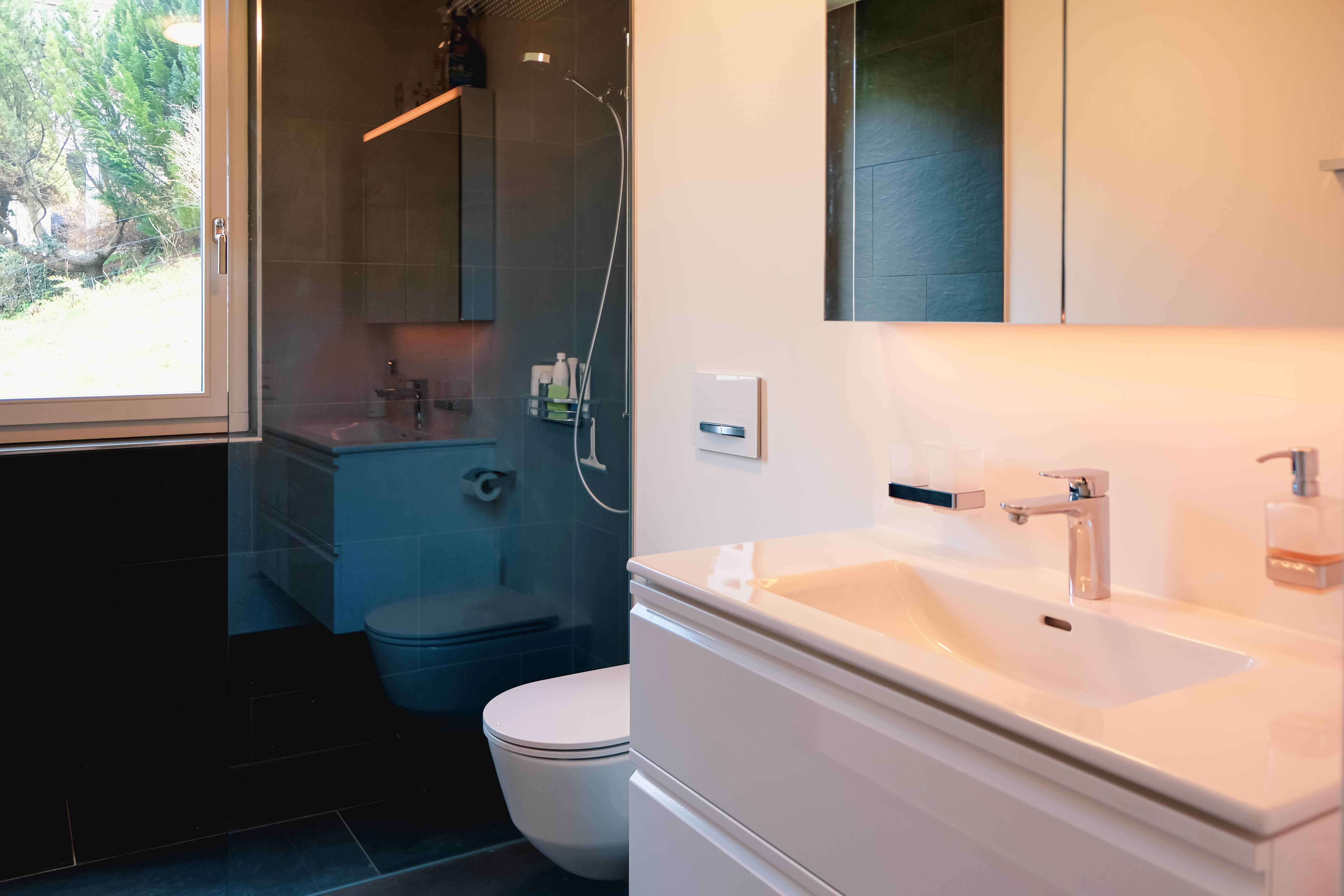 Zimmer mit Bad (8) Zimmer mit Bad (8)