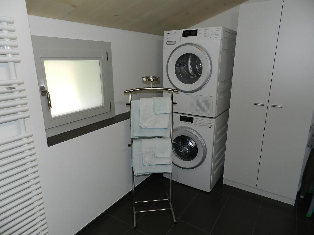 Dusche/WC (Wäscheturm) Dusche/WC (Wäscheturm)